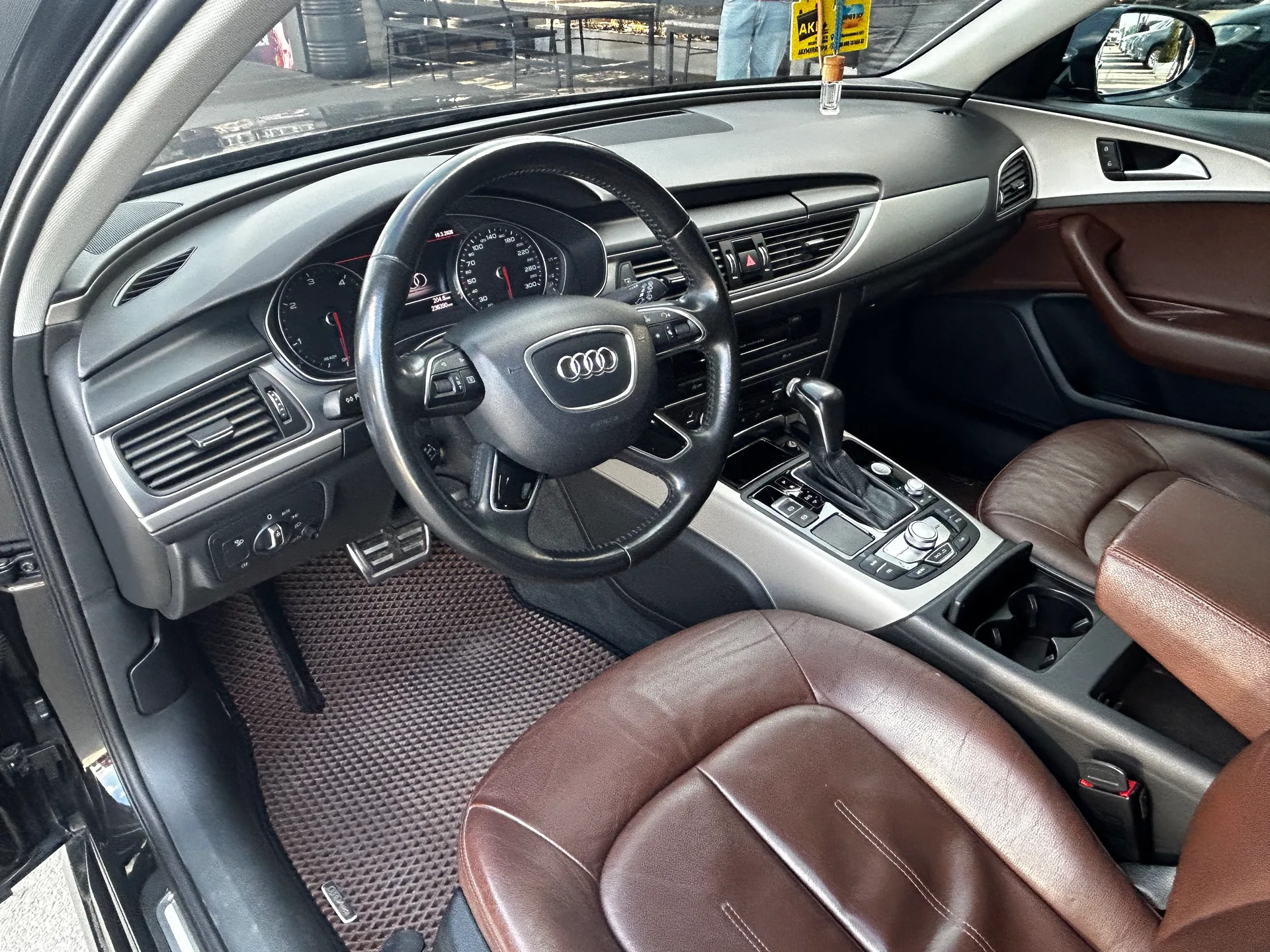 Audi A6 — фото 5