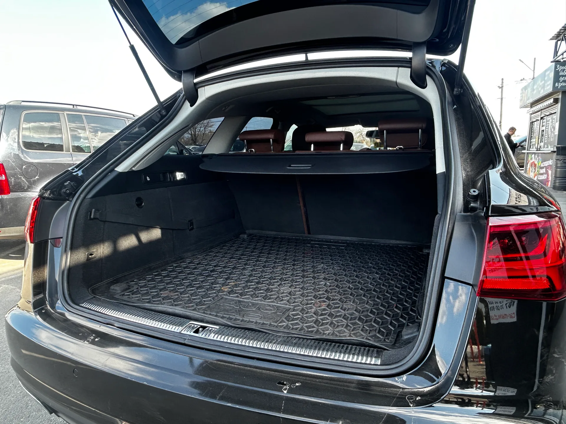 Audi A6 — фото 8