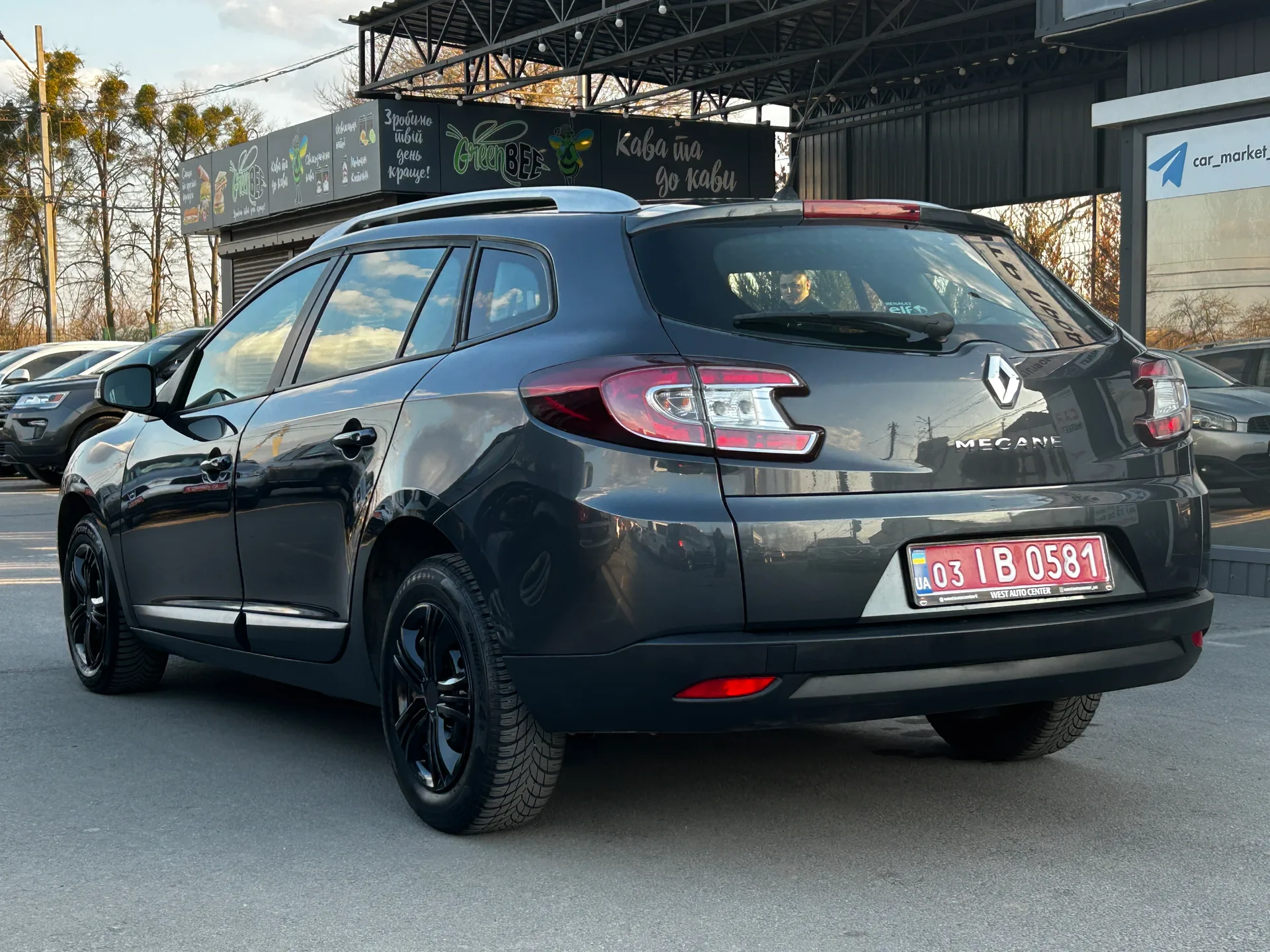 Renault Megane — фото 4