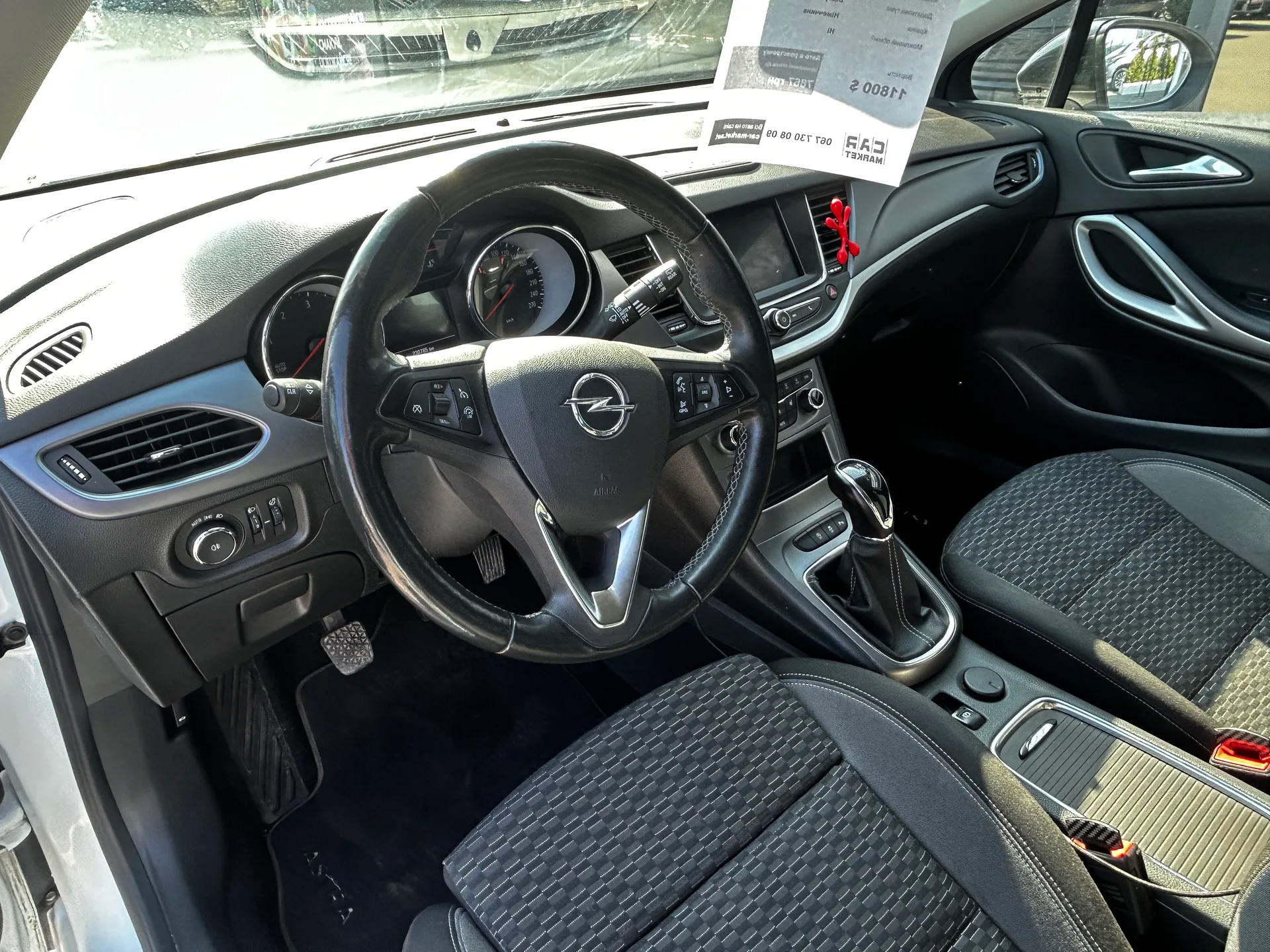 Opel Astra — фото 5