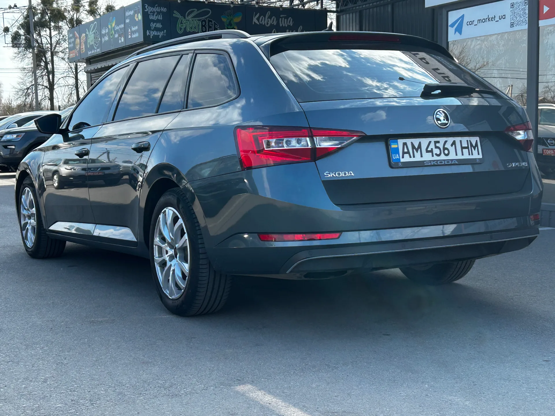 Skoda Superb — фото 4