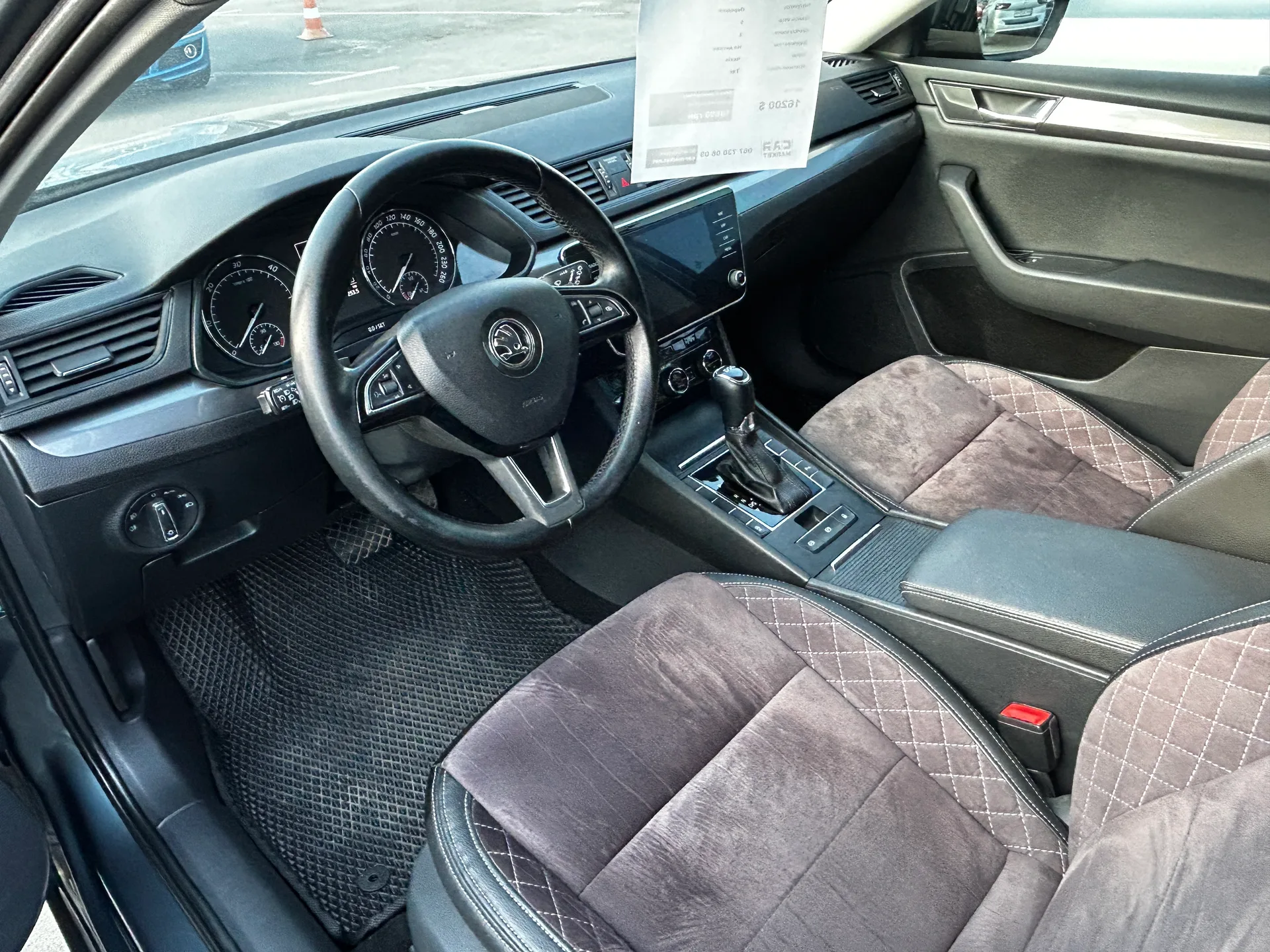 Skoda Superb — фото 5