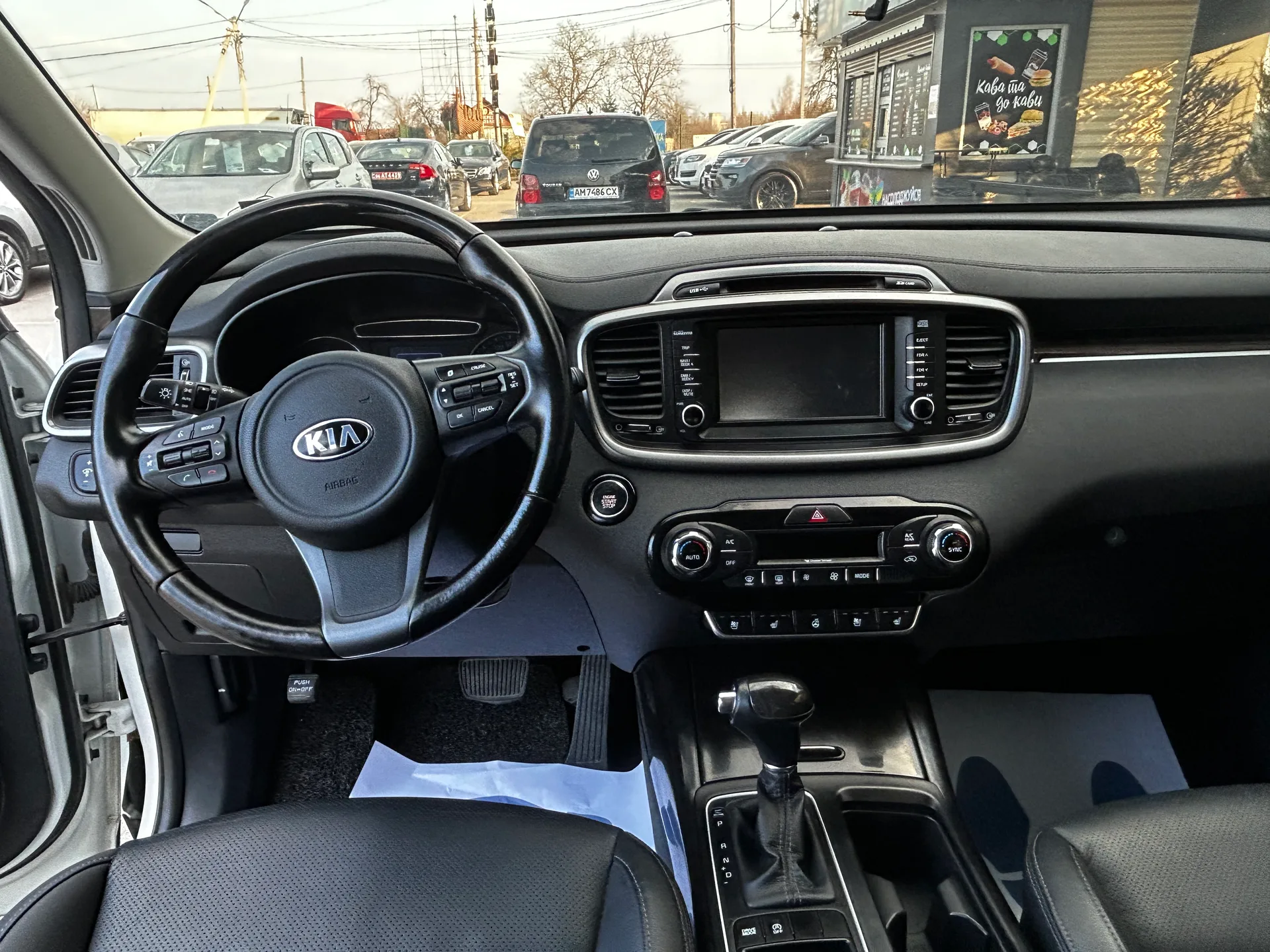 Kia Sorento — фото 6