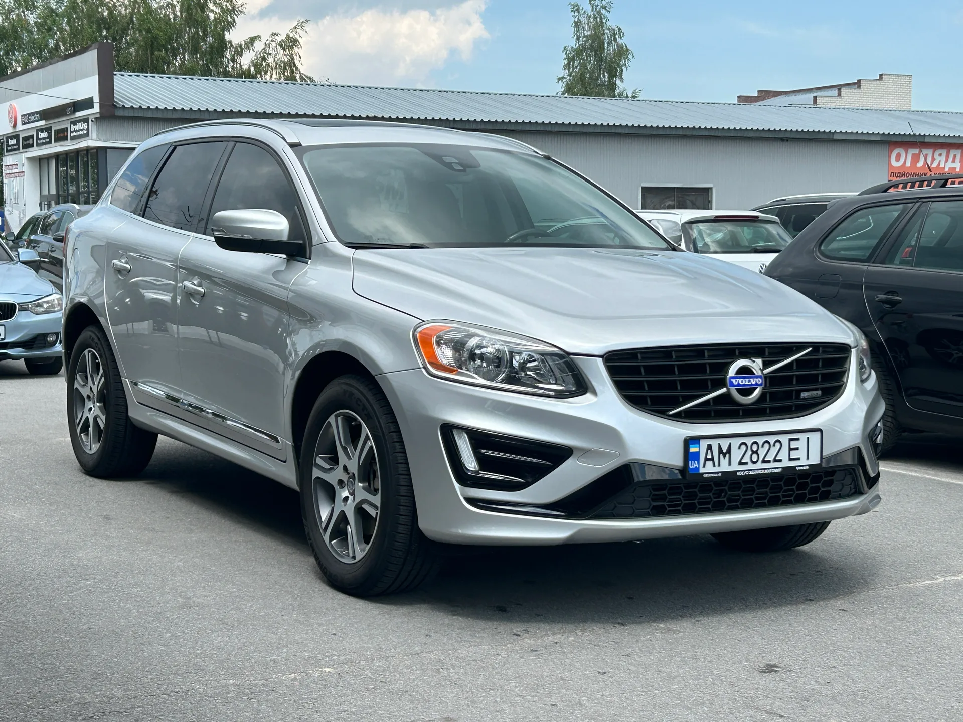 Volvo XC60 — фото 2