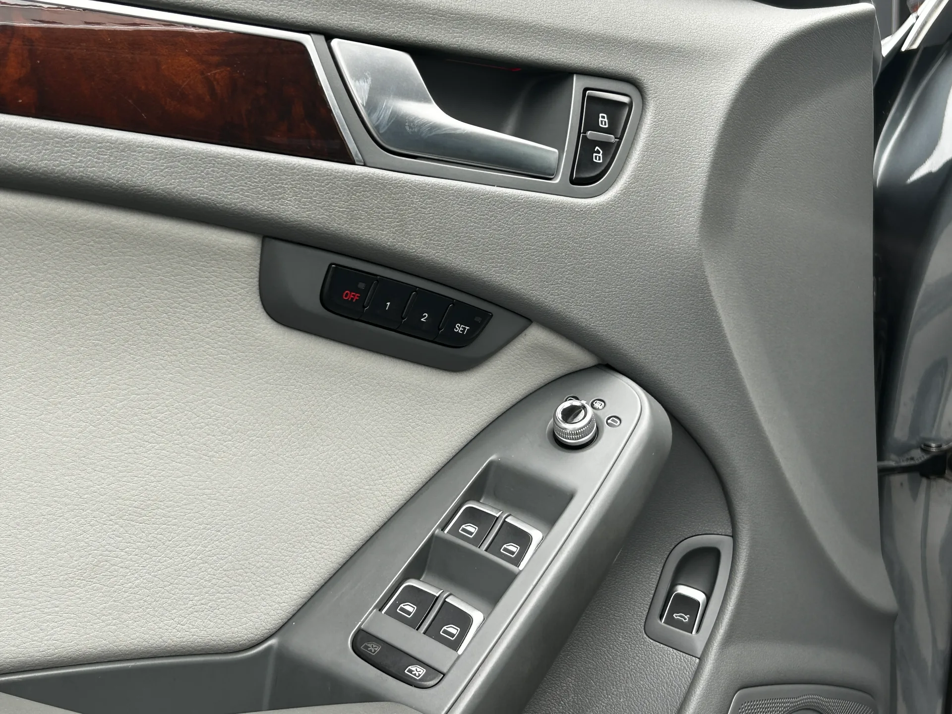 Audi A4 — фото 9