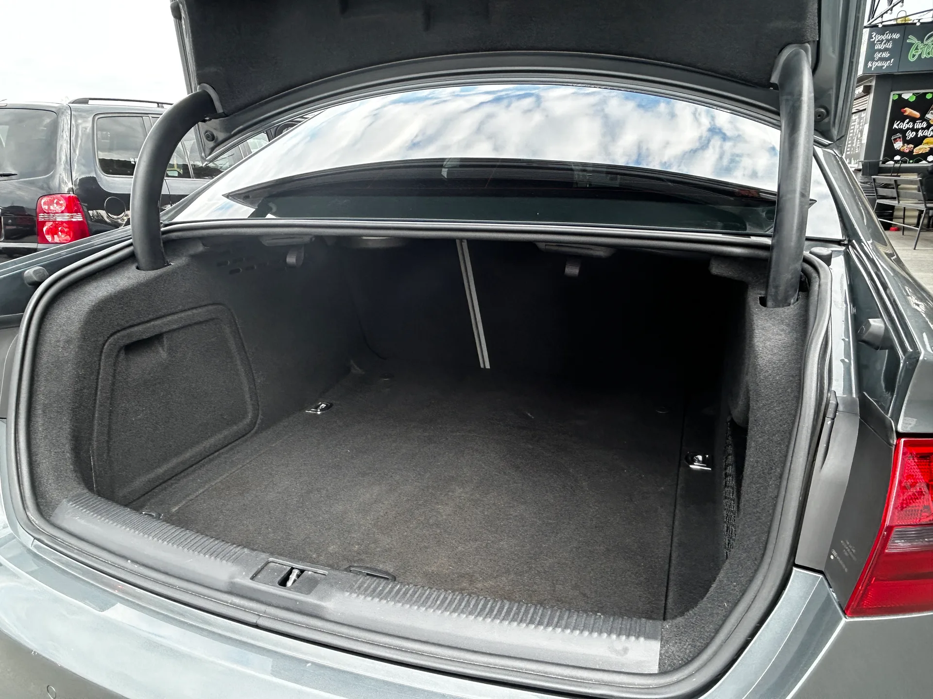 Audi A4 — фото 10