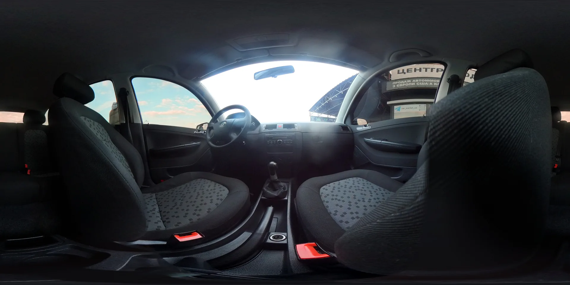 Skoda Fabia — 360°