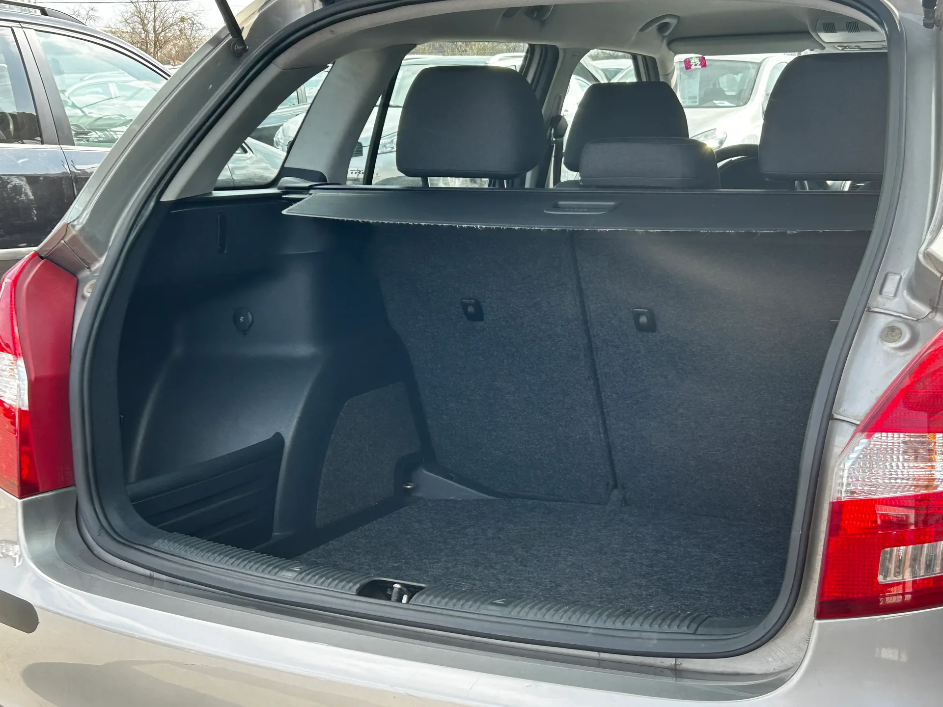 Skoda Fabia — фото 8