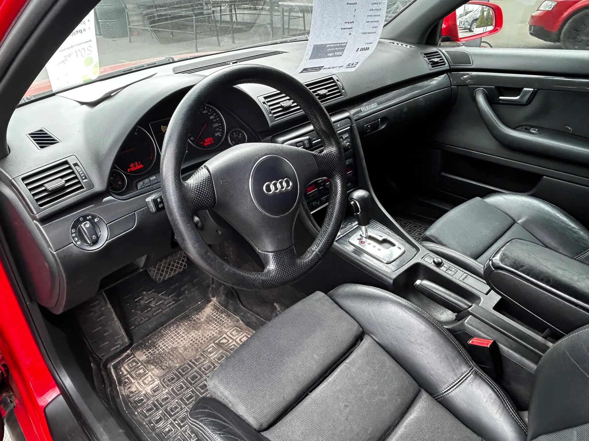 Audi A4 — фото 5