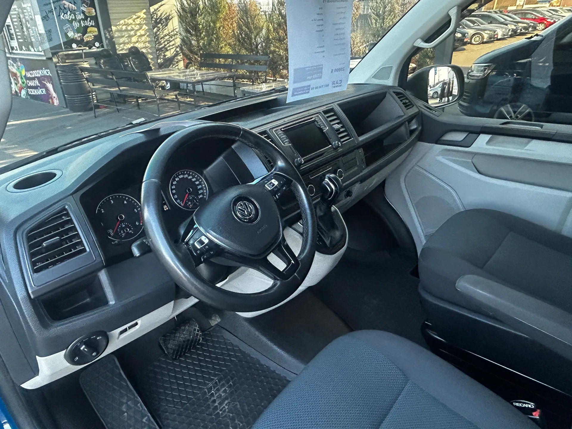 Volkswagen Transporter — фото 5