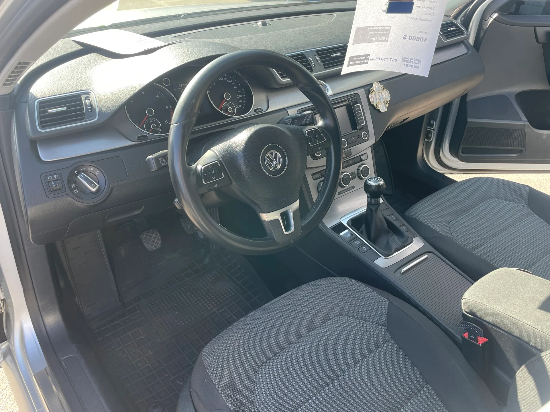 Volkswagen Passat — фото 9