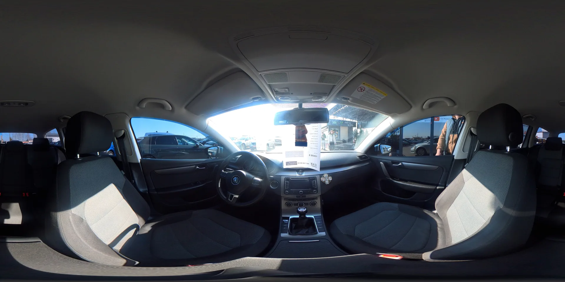 Volkswagen Passat — 360°