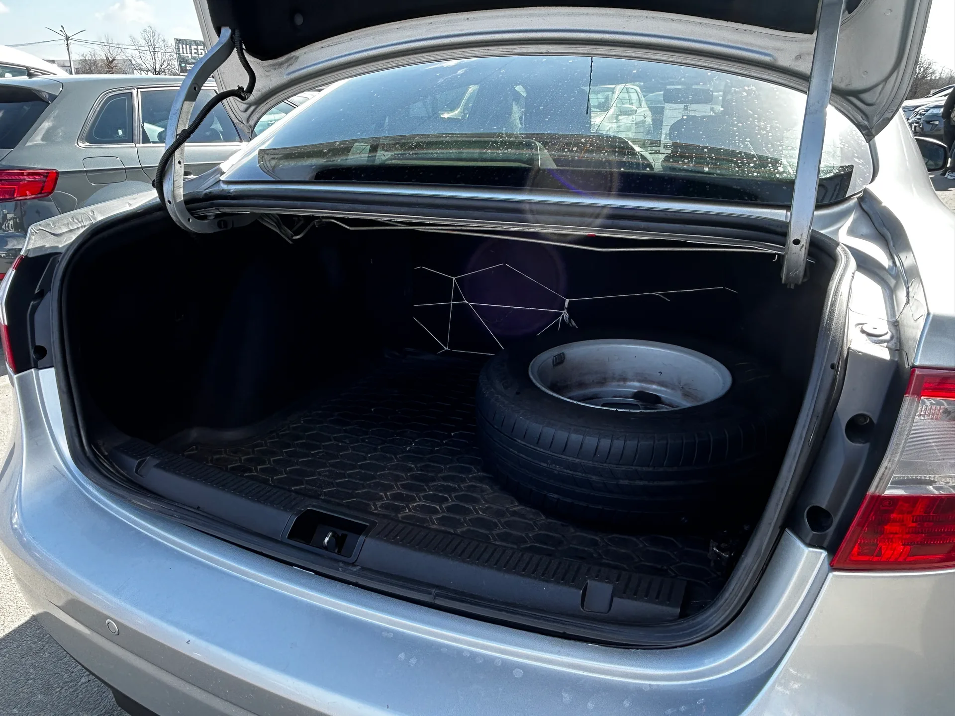 Renault Fluence — фото 8