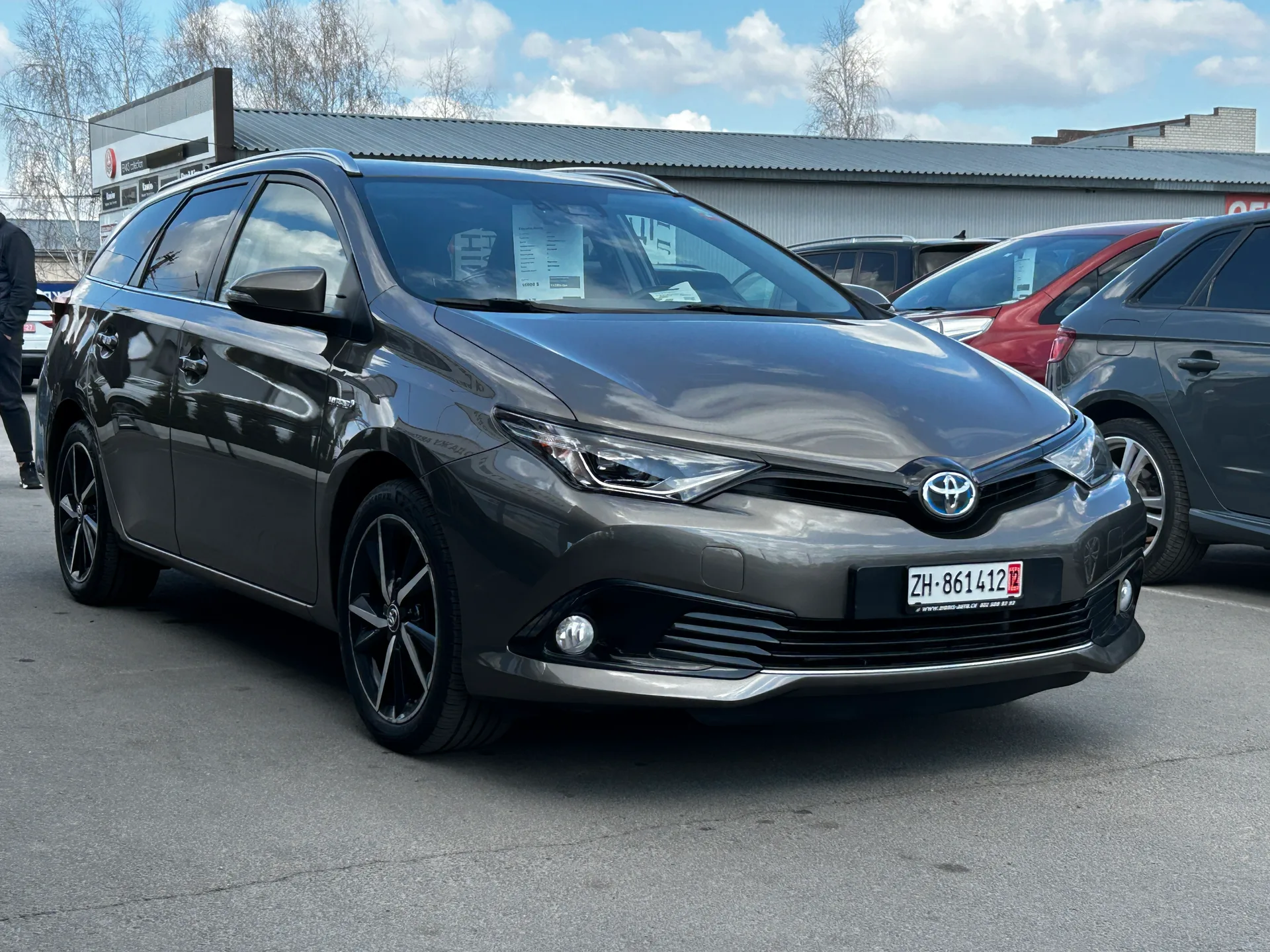 Toyota Auris — фото 2