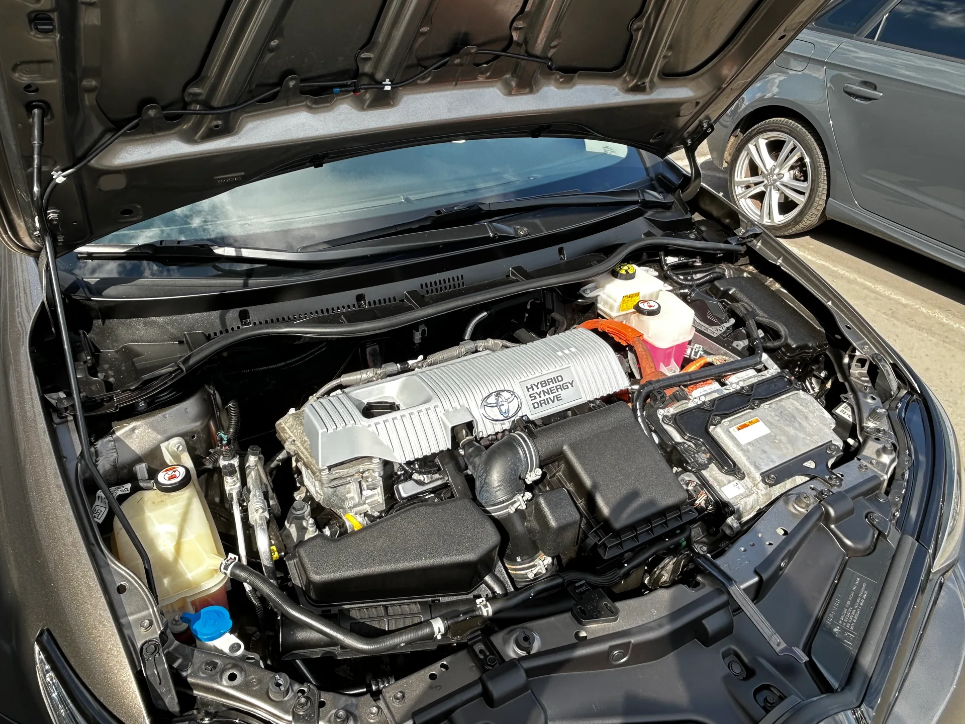 Toyota Auris — фото 9