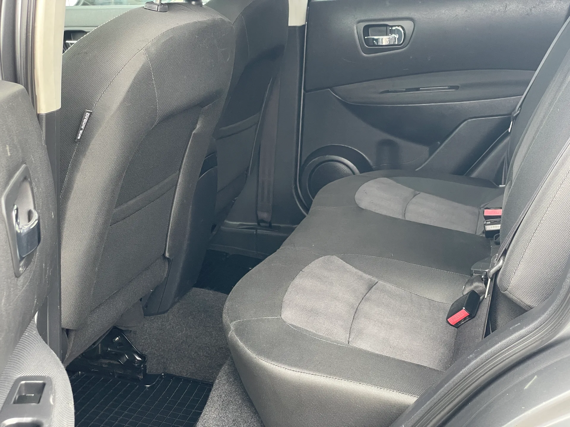 Nissan Qashqai — фото 11