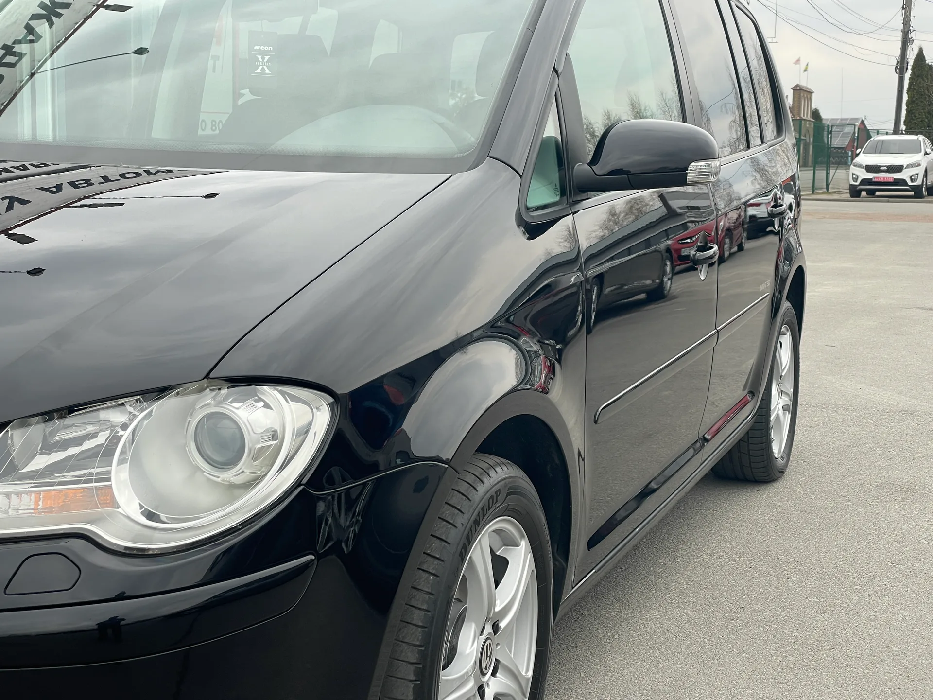 Volkswagen Touran — фото 6