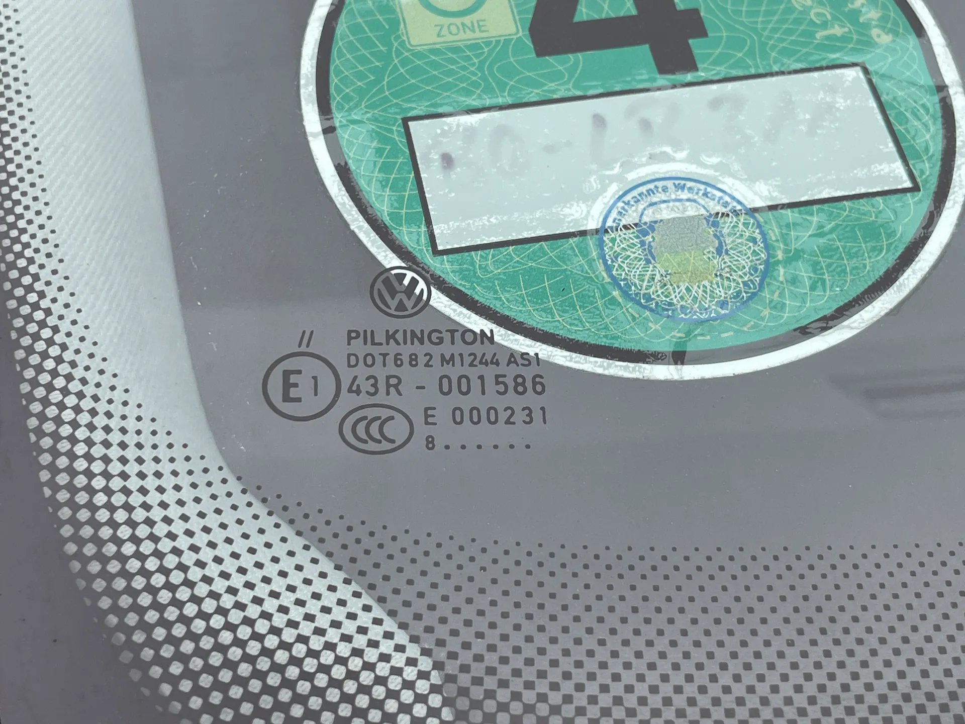 Volkswagen Touran — фото 14