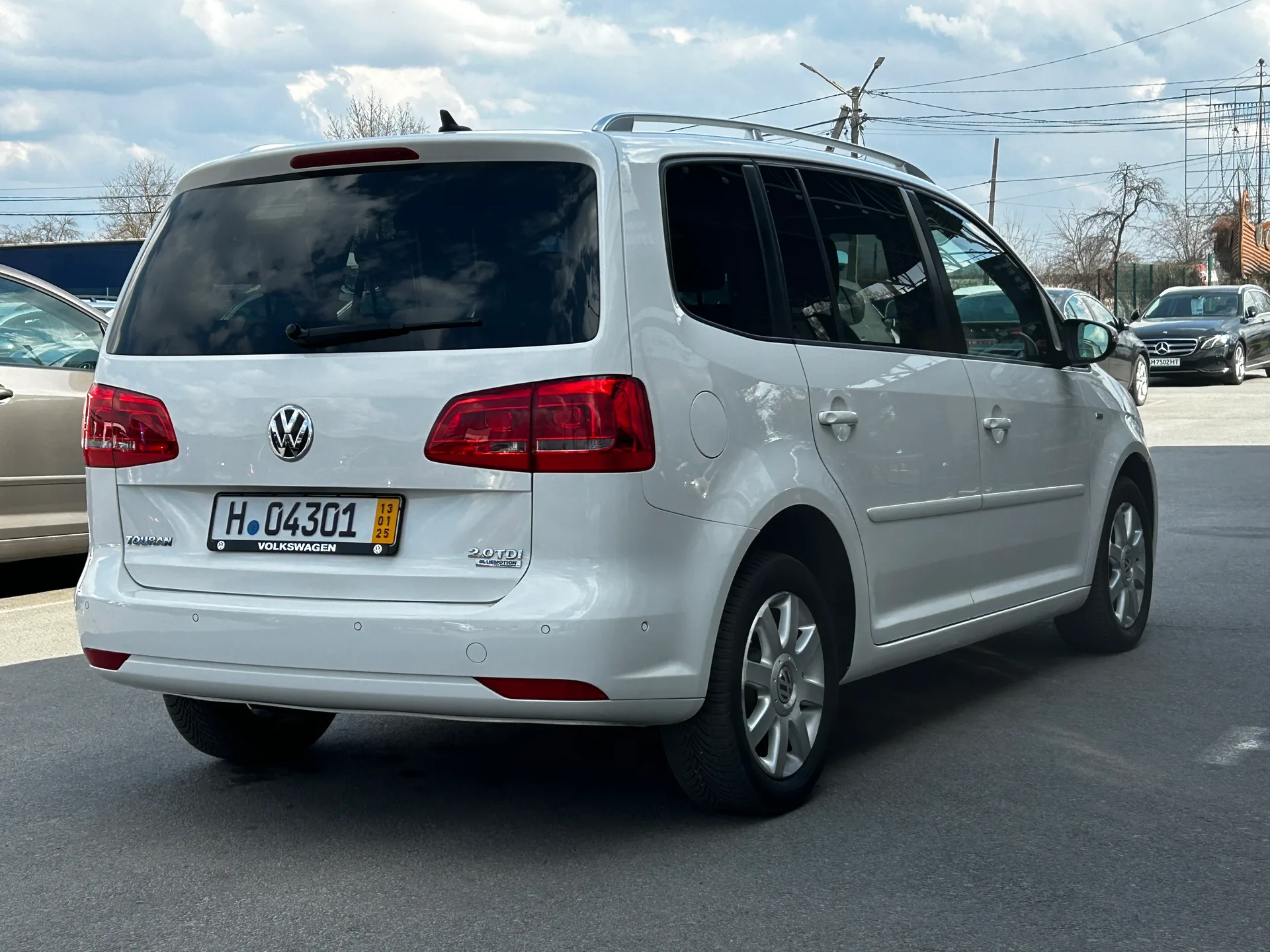 Volkswagen Touran — фото 3