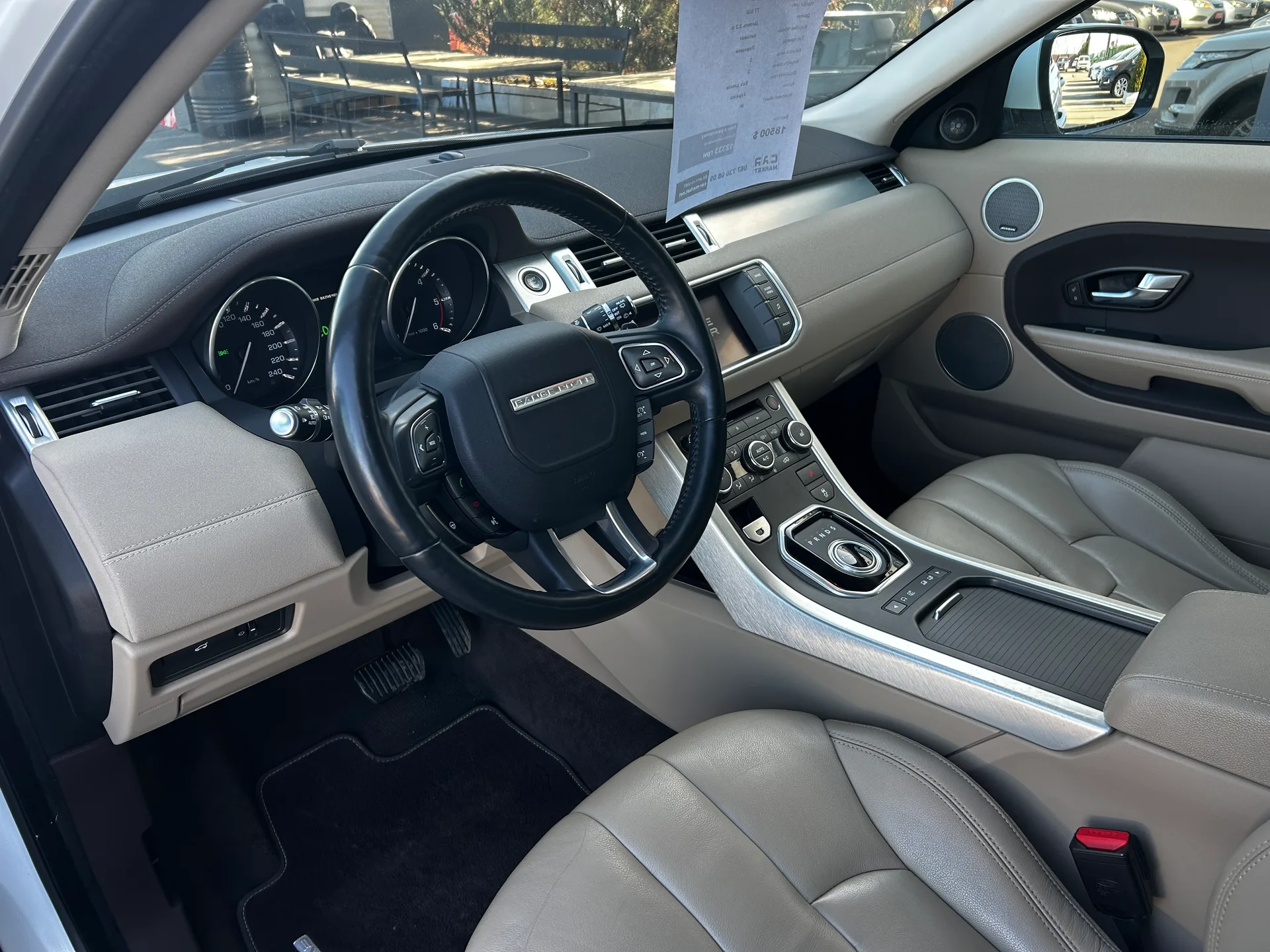 Land Rover Range Rover Evoque — фото 5