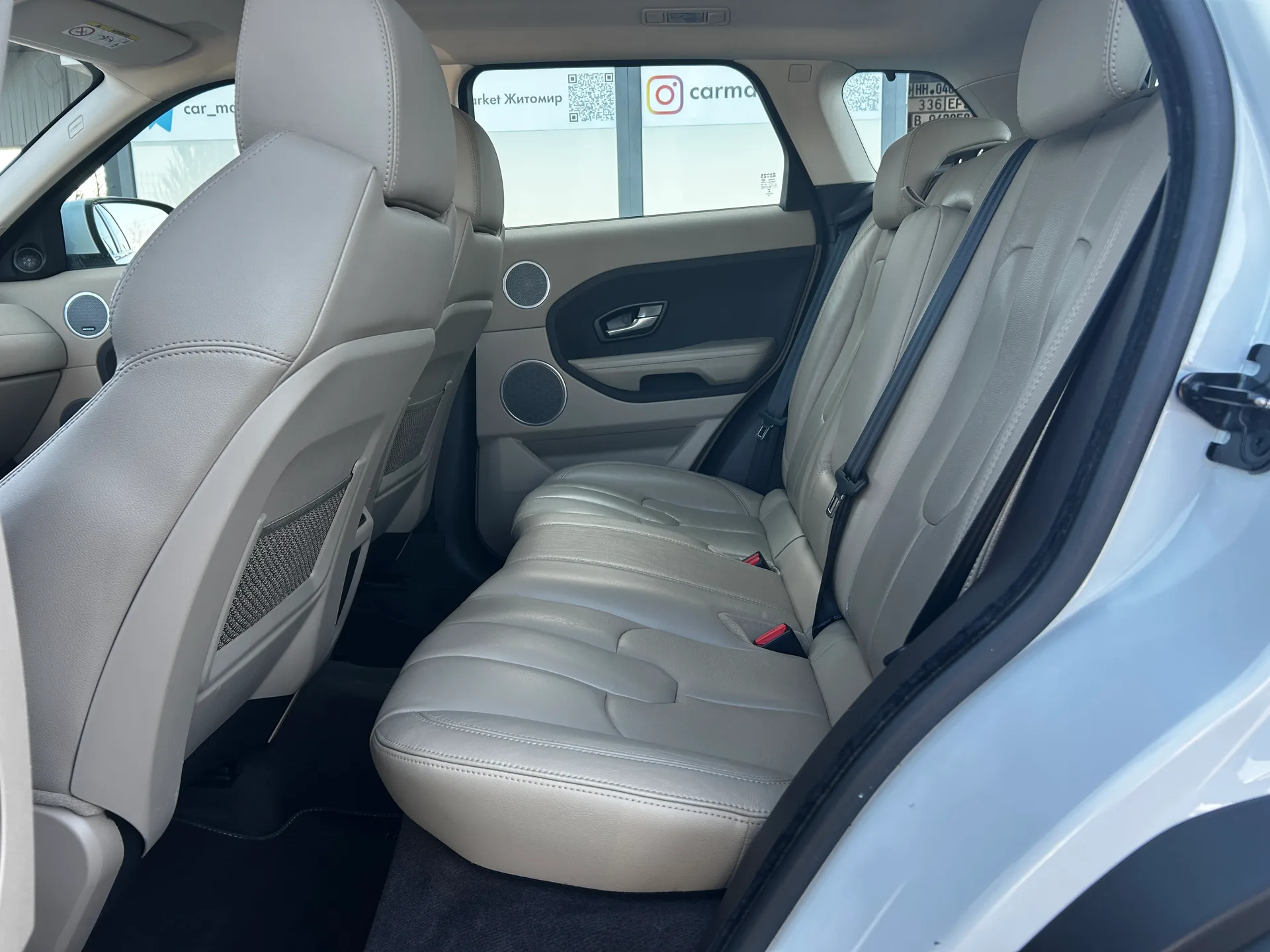 Land Rover Range Rover Evoque — фото 6