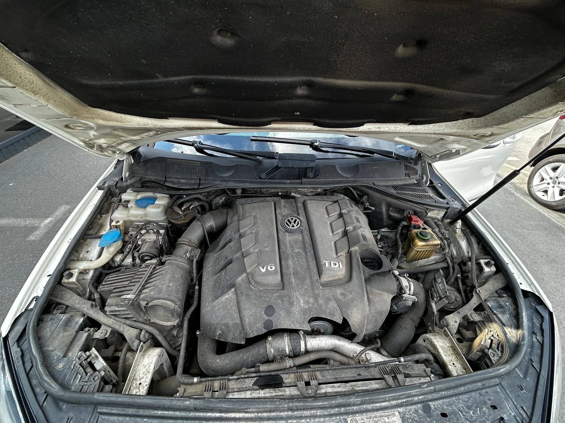 Volkswagen Touareg — фото 9