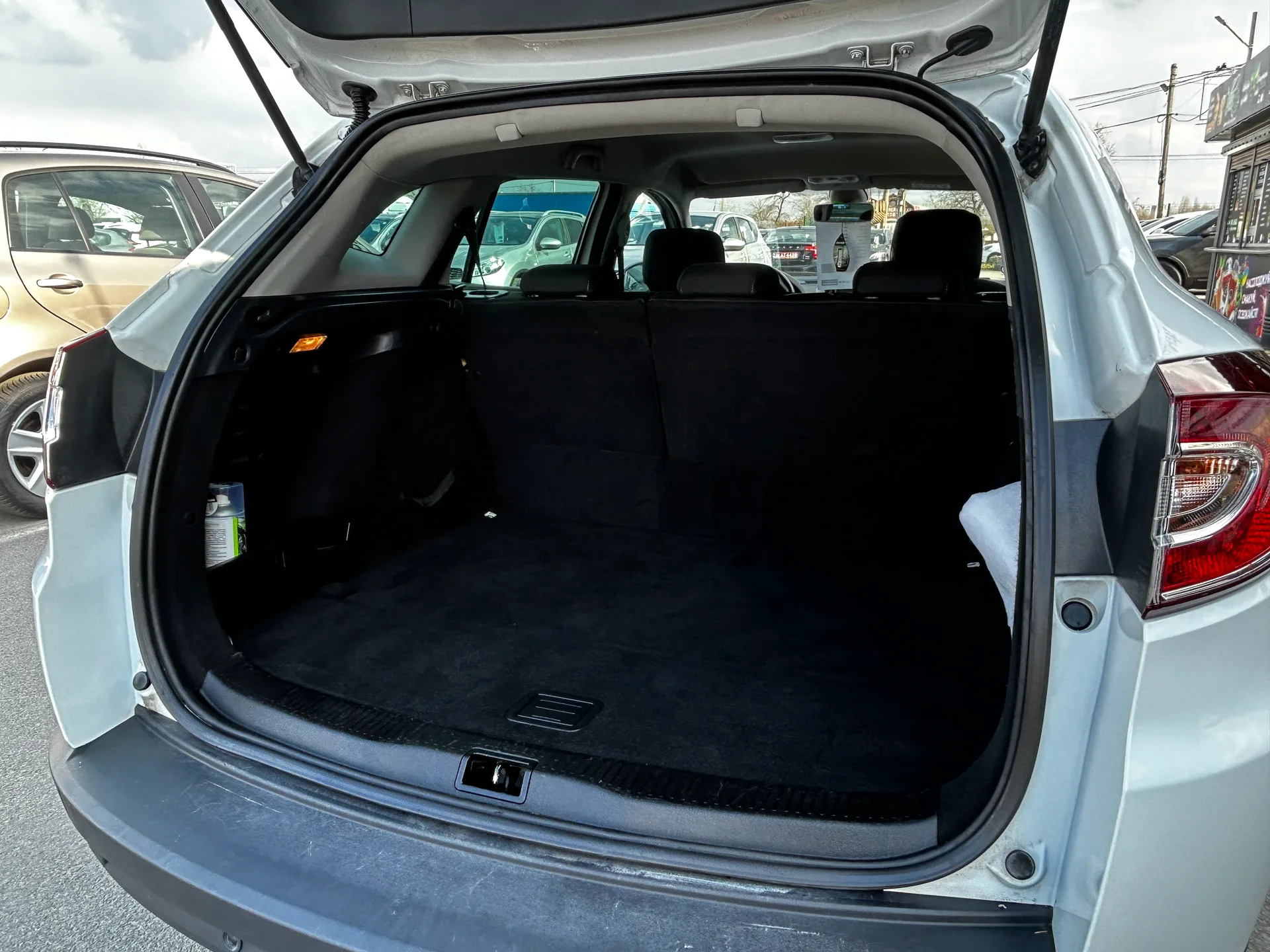 Renault Megane — фото 7