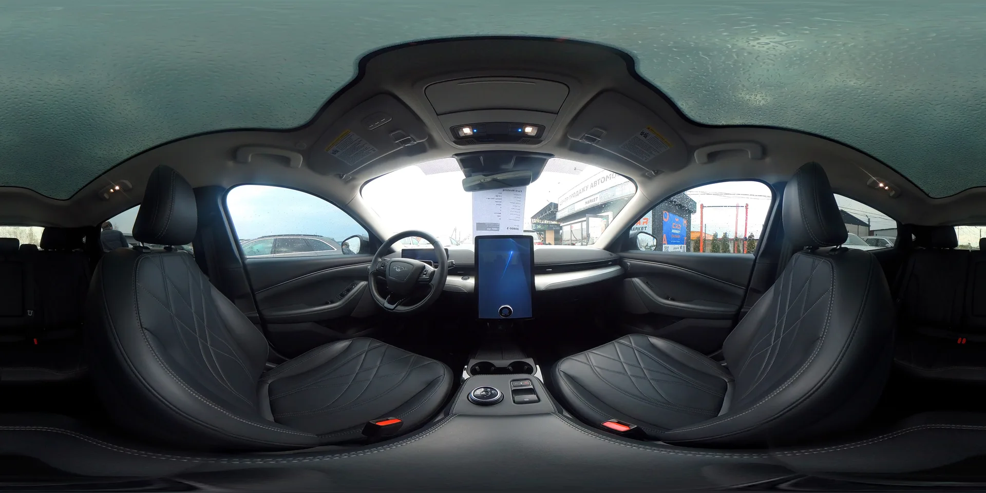 Ford Mustang — 360°