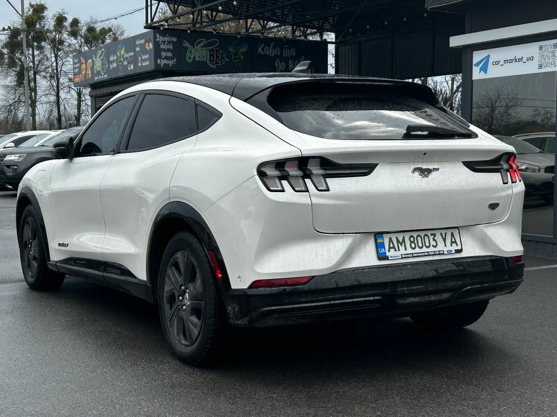 Ford Mustang — фото 4