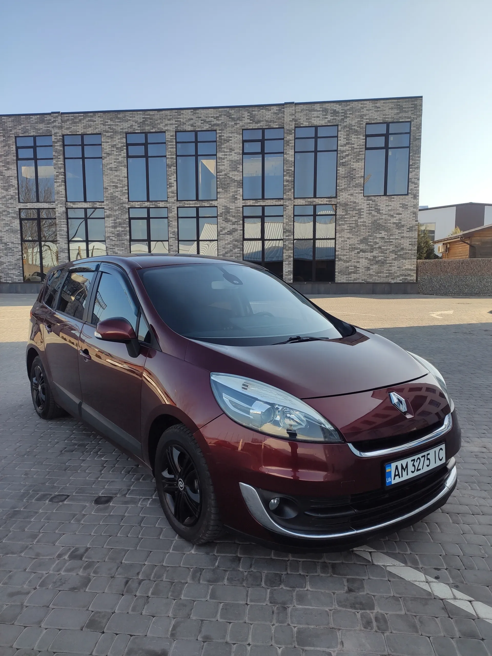 Renault Grand Scenic — фото 4