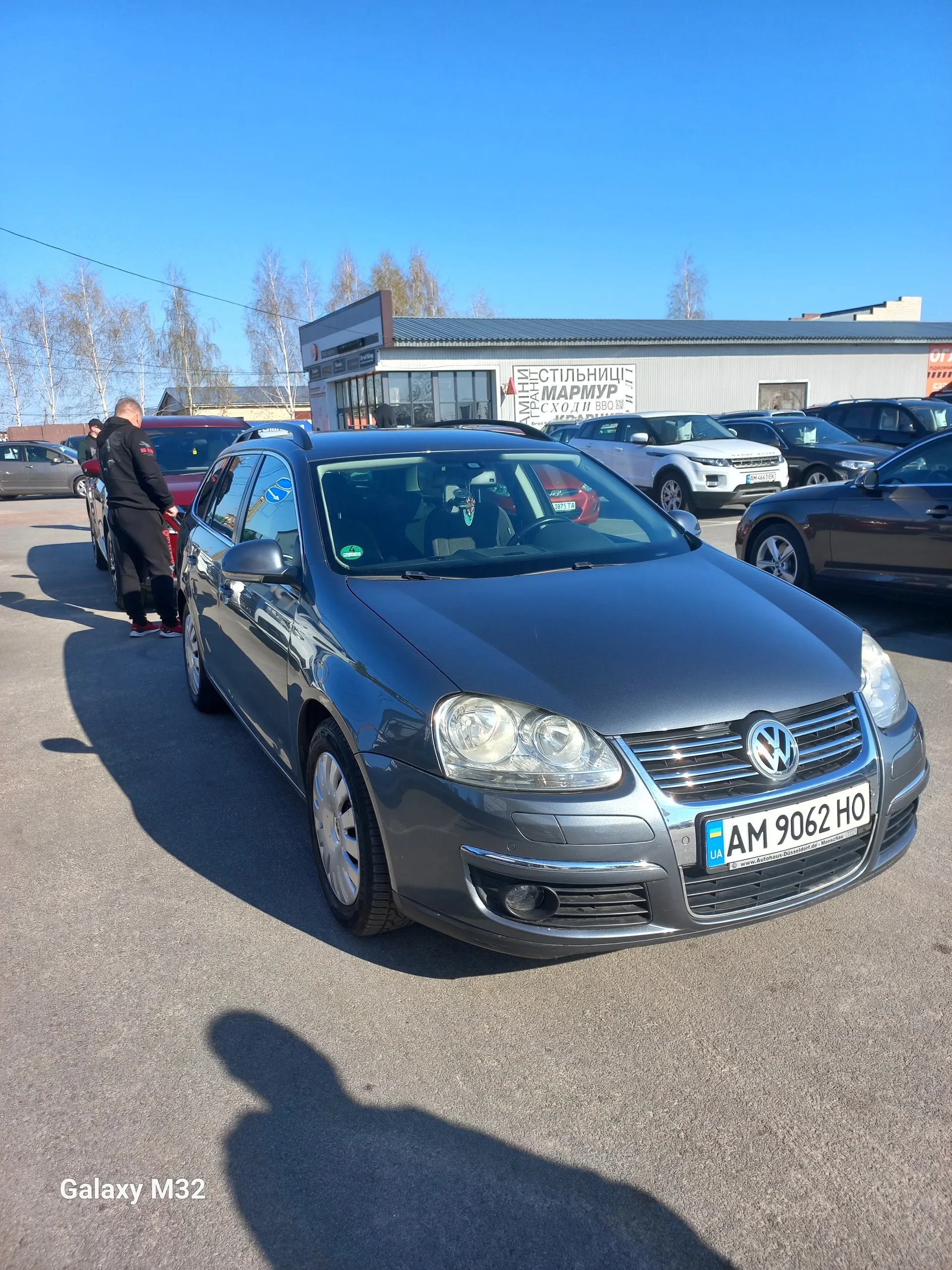 Volkswagen Golf — фото 1