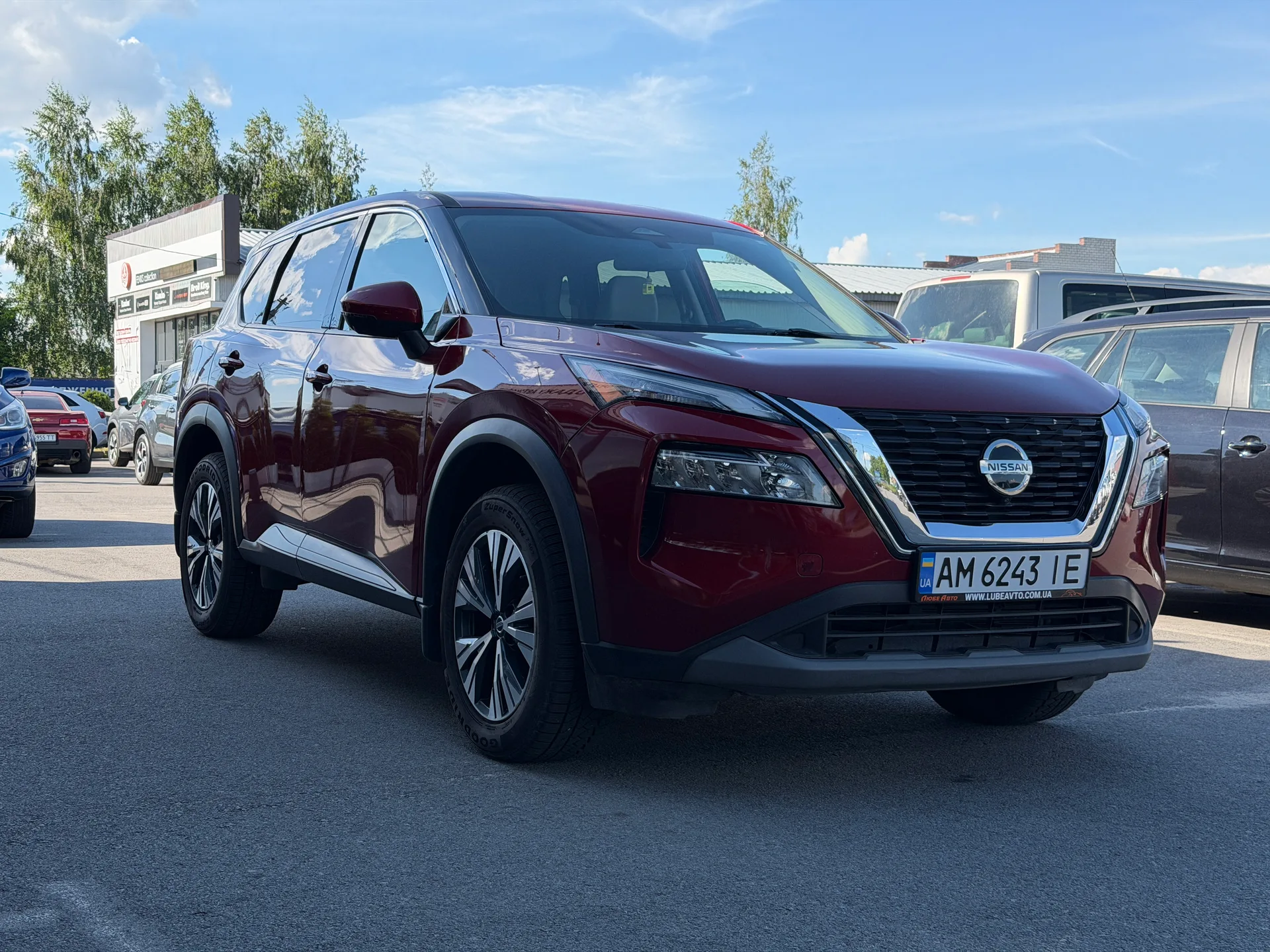 Nissan Rogue — фото 2