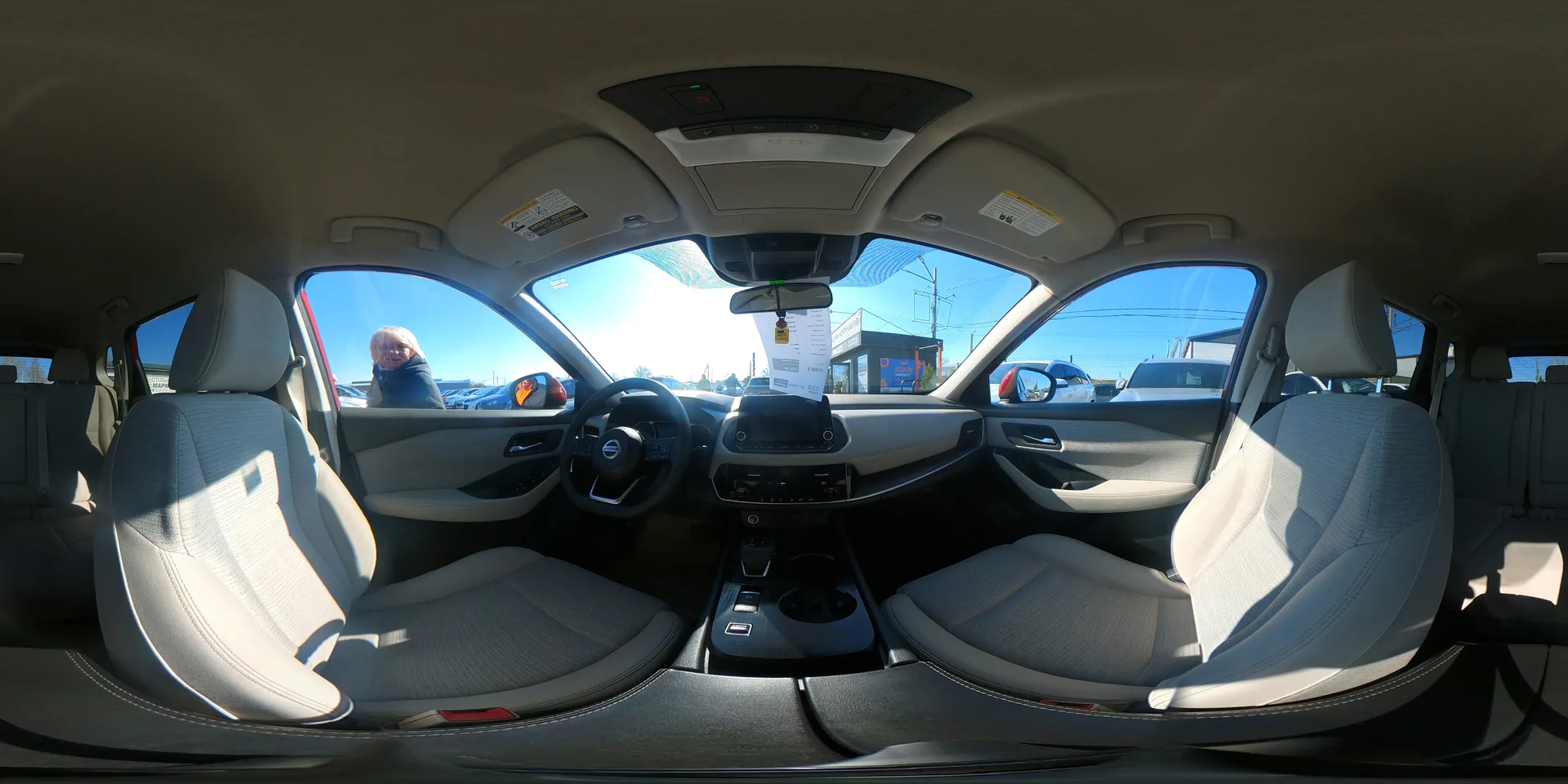 Nissan Rogue — 360°