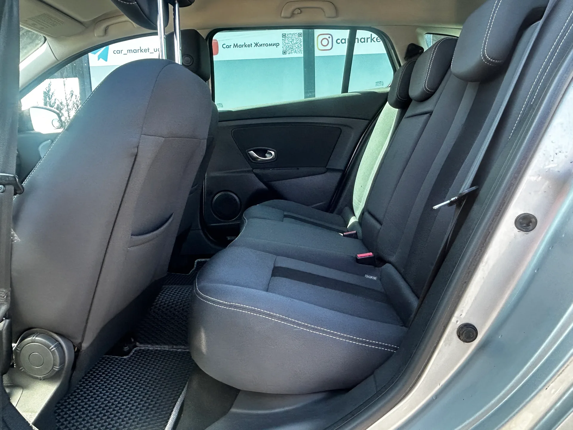 Renault Megane — фото 7