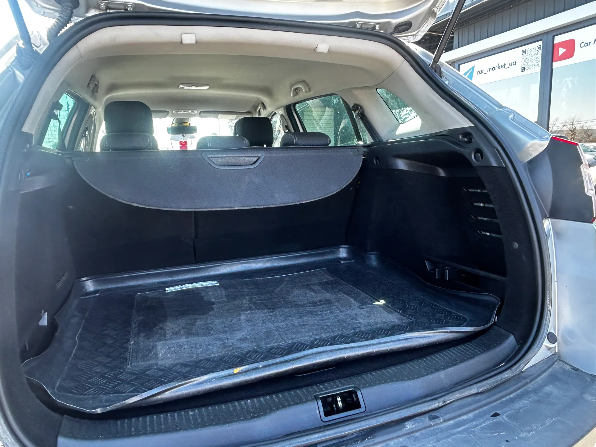 Renault Megane — фото 8