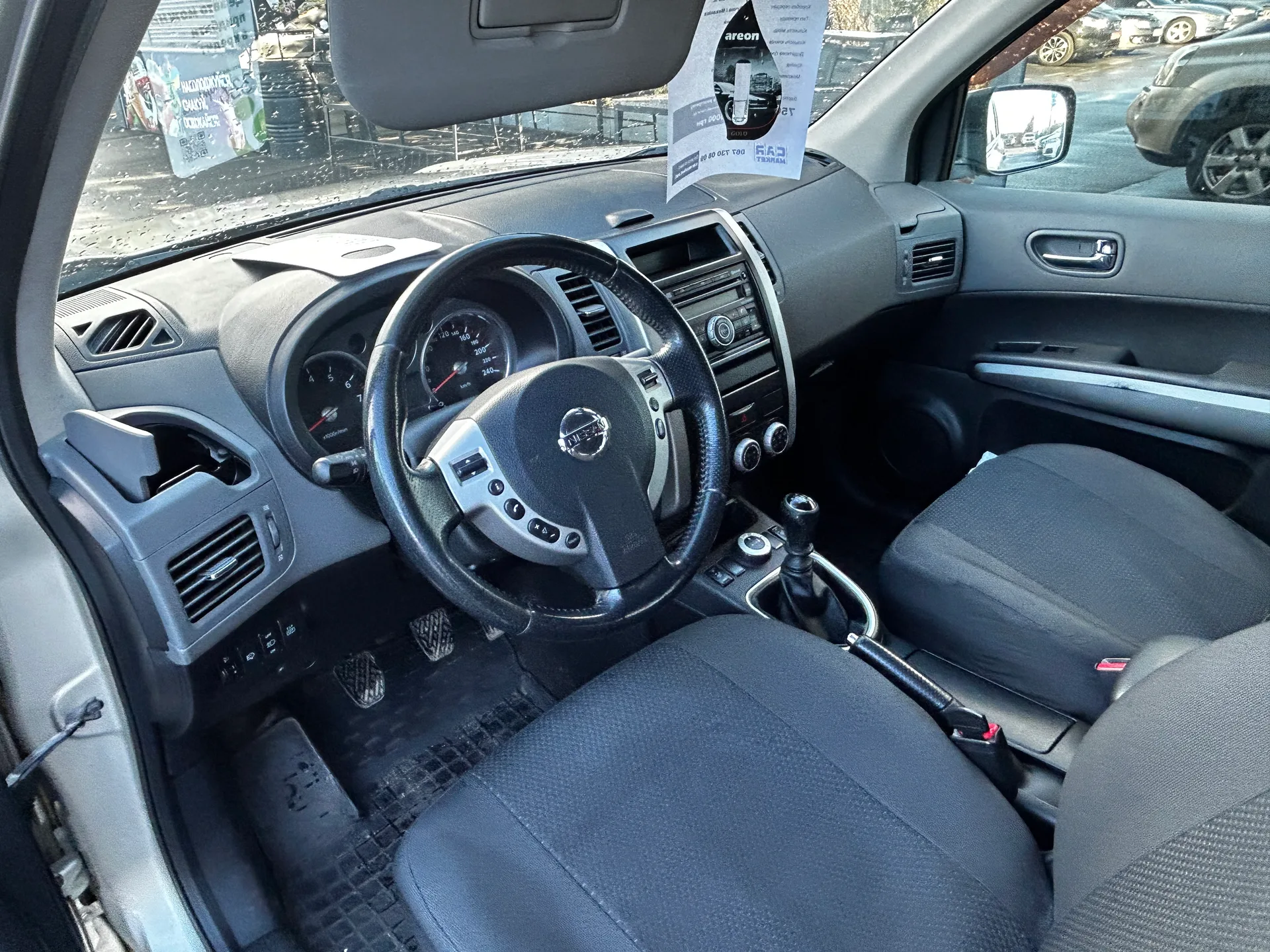 Nissan X-Trail — фото 6