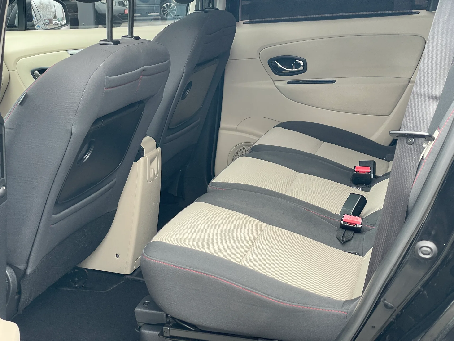 Renault Grand Scenic — фото 9
