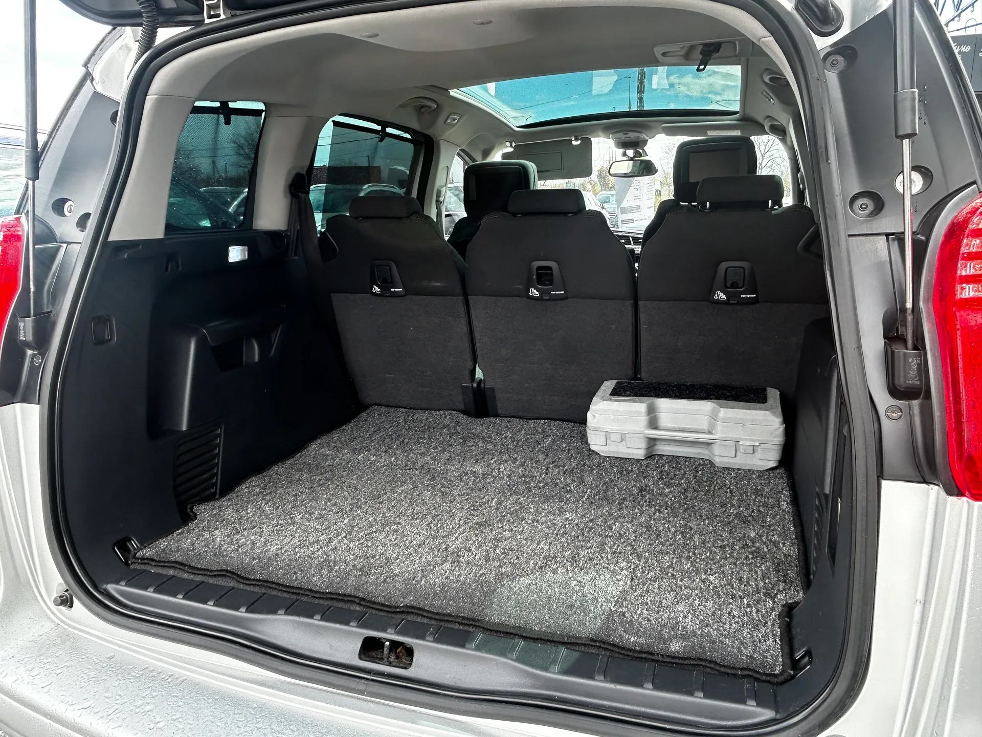 Peugeot 5008 — фото 8