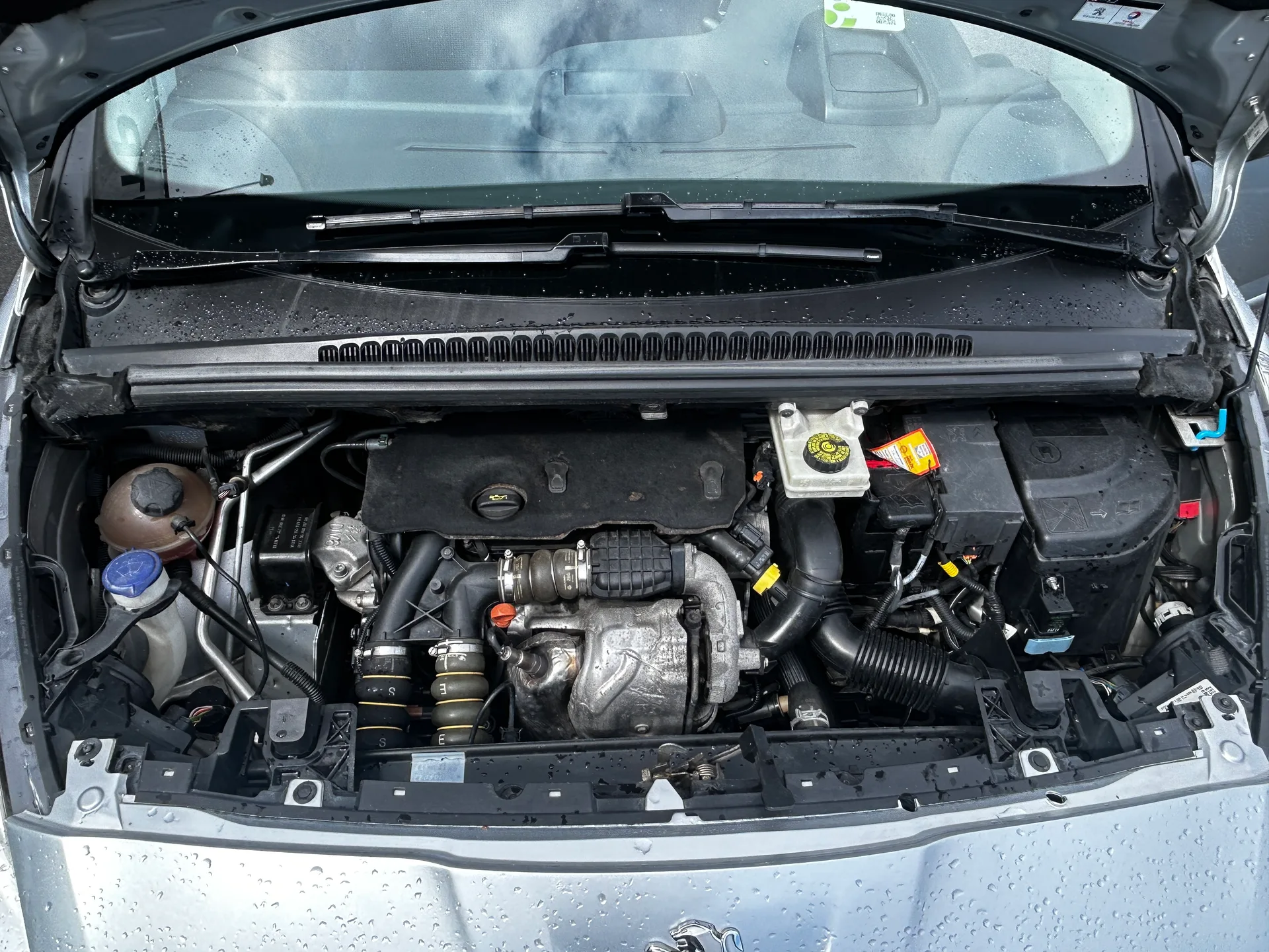 Peugeot 5008 — фото 9