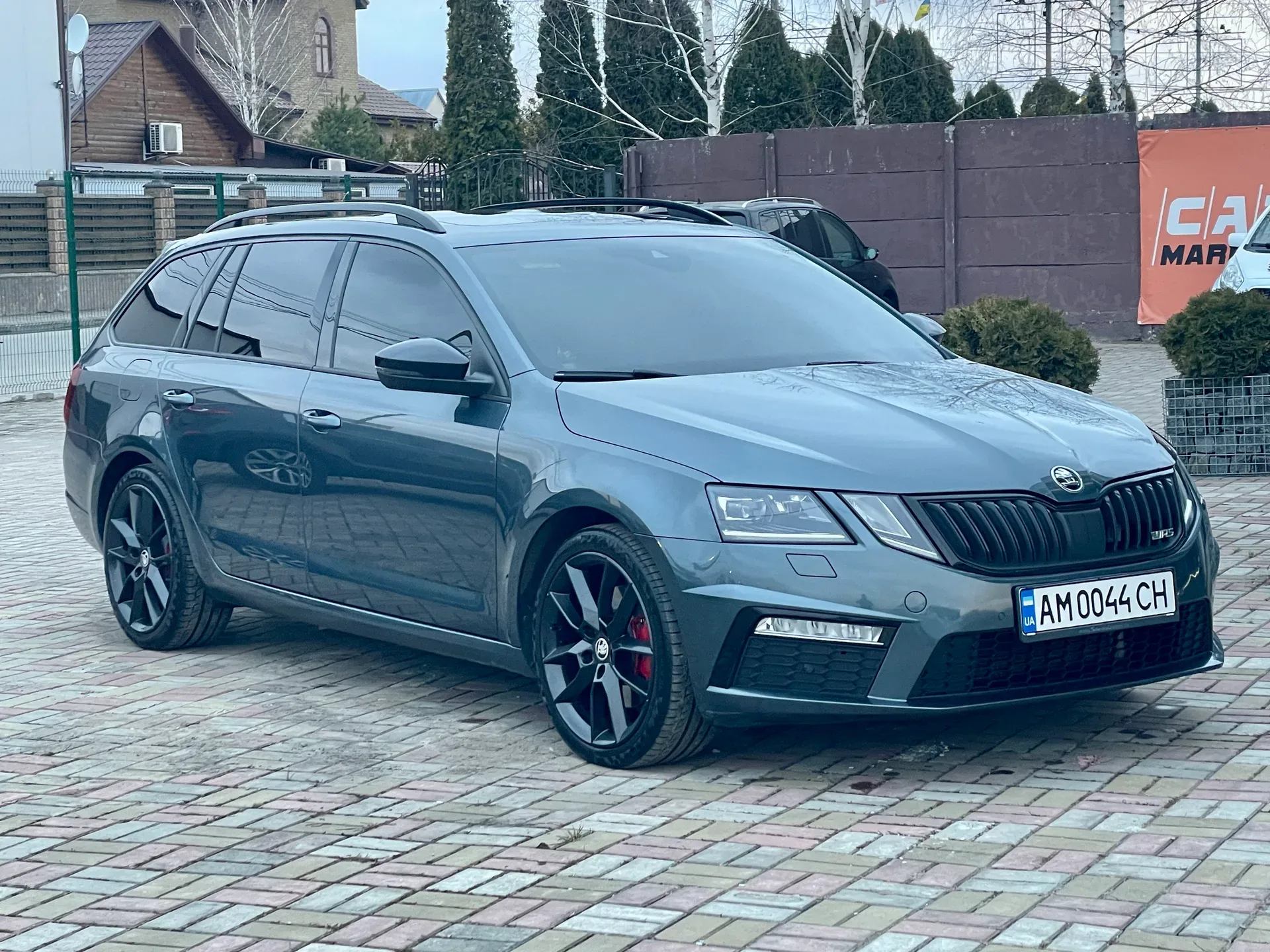 Skoda Octavia — фото 2