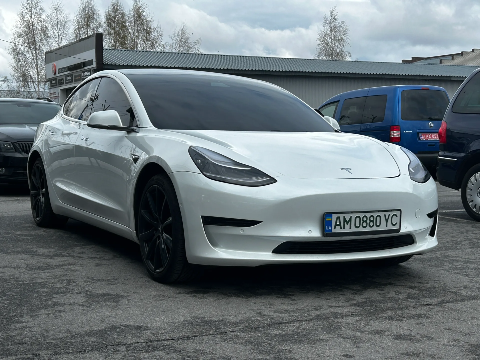 Tesla Model 3 — фото 2