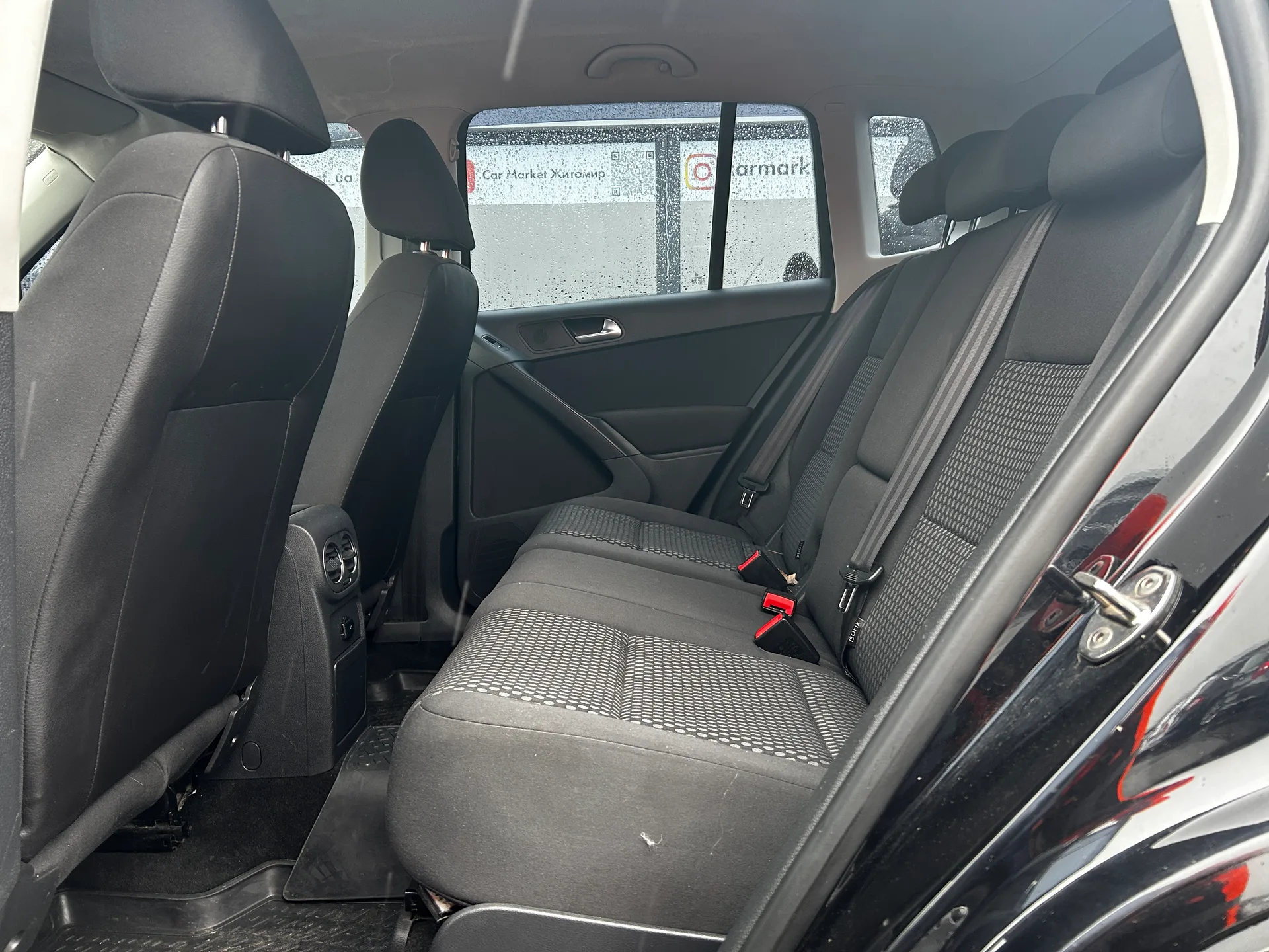 Volkswagen Tiguan — фото 7