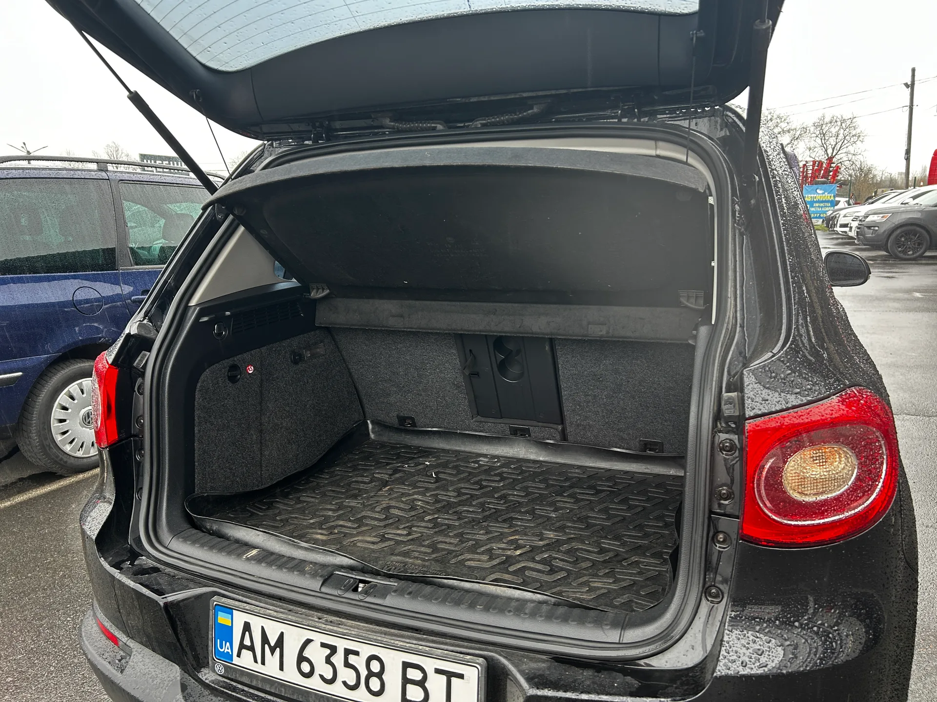 Volkswagen Tiguan — фото 8