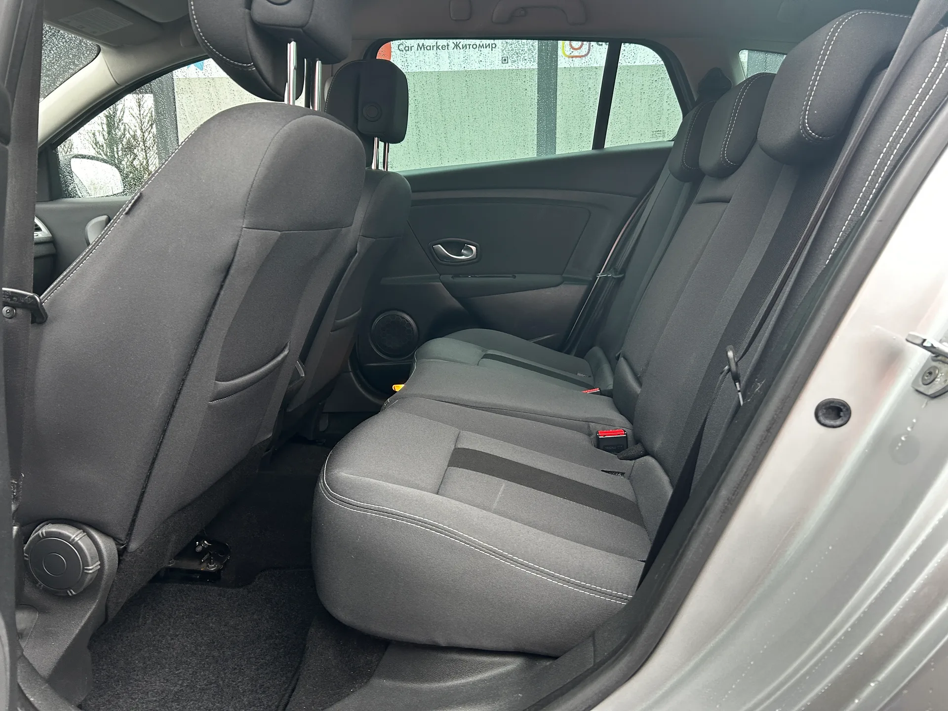 Renault Megane — фото 7