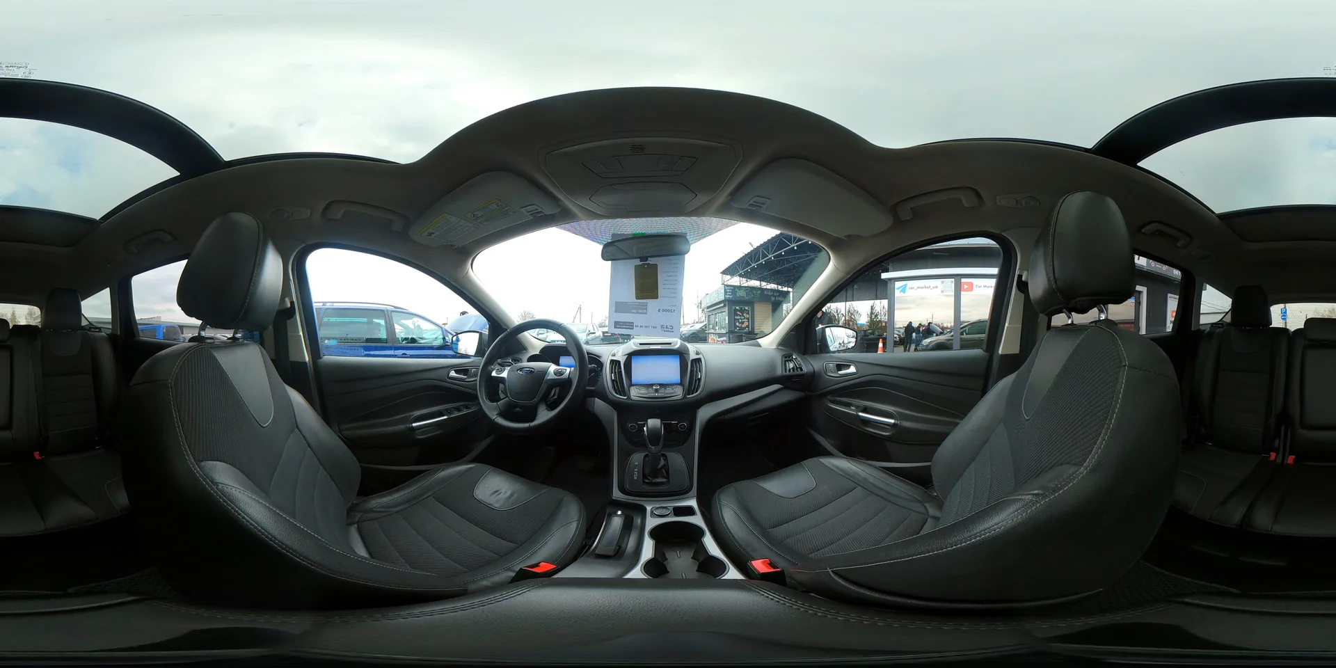 Ford Escape — 360°