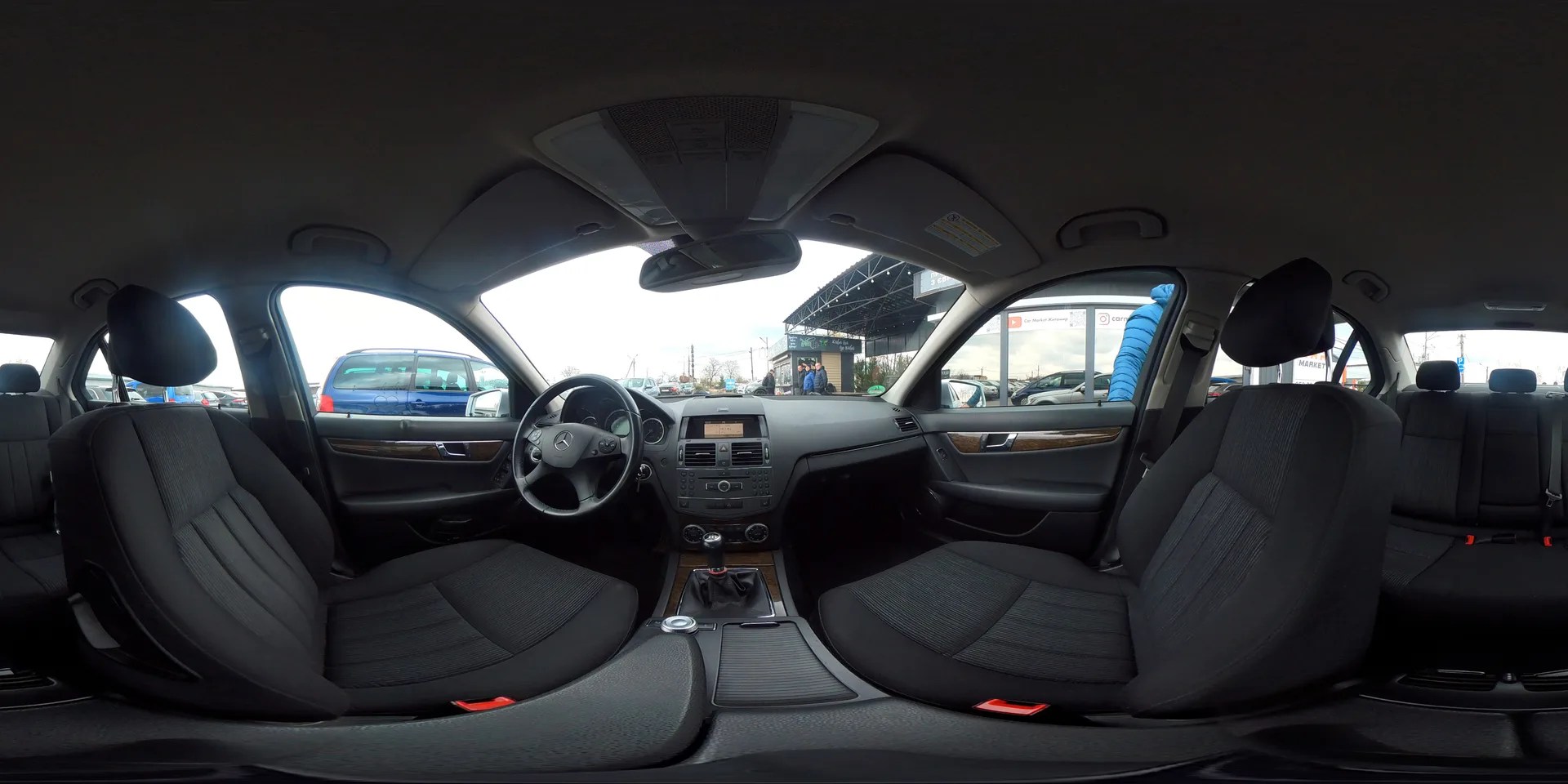 Mercedes-Benz C-Class — 360°