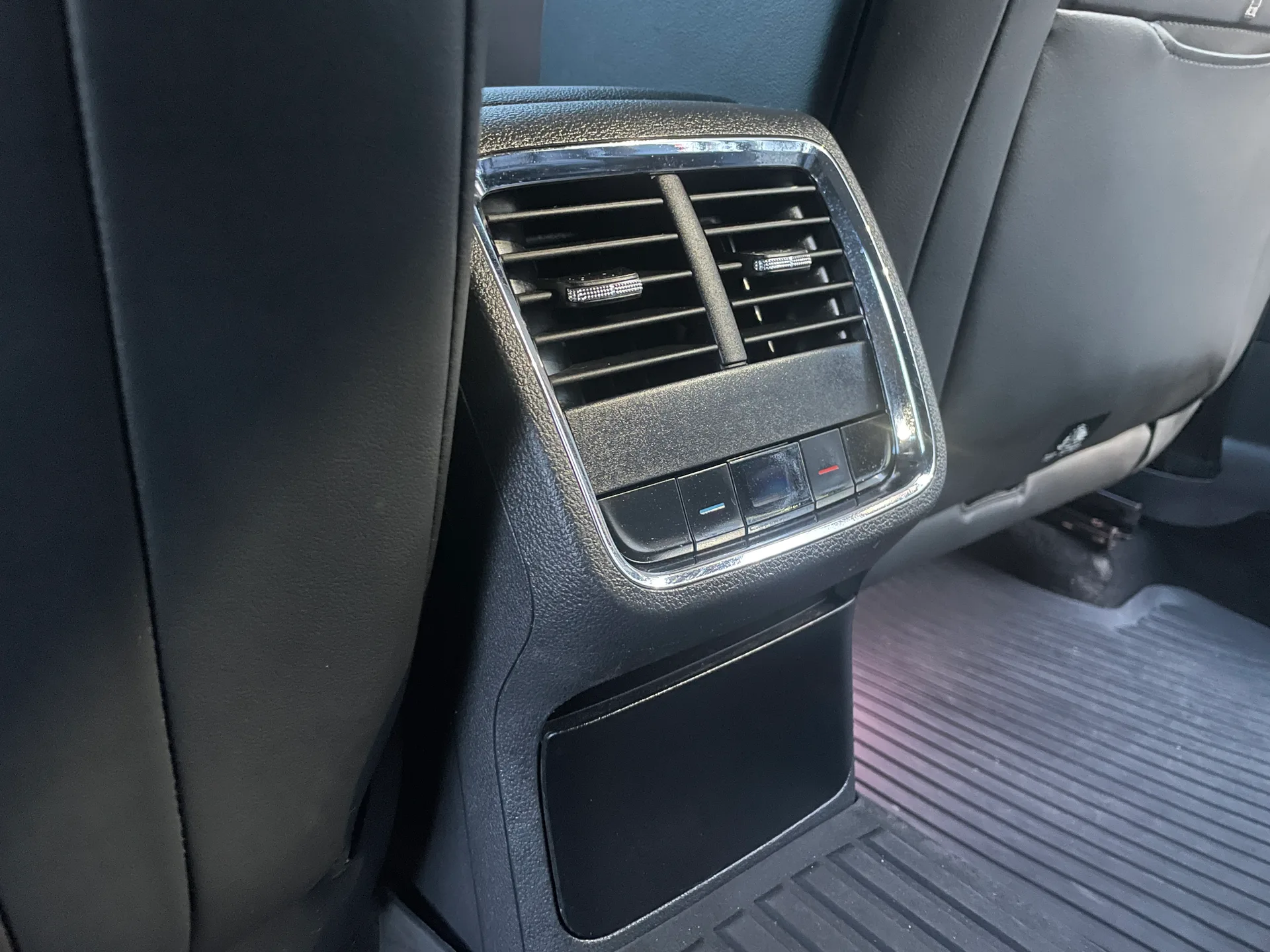 Skoda Octavia — фото 16