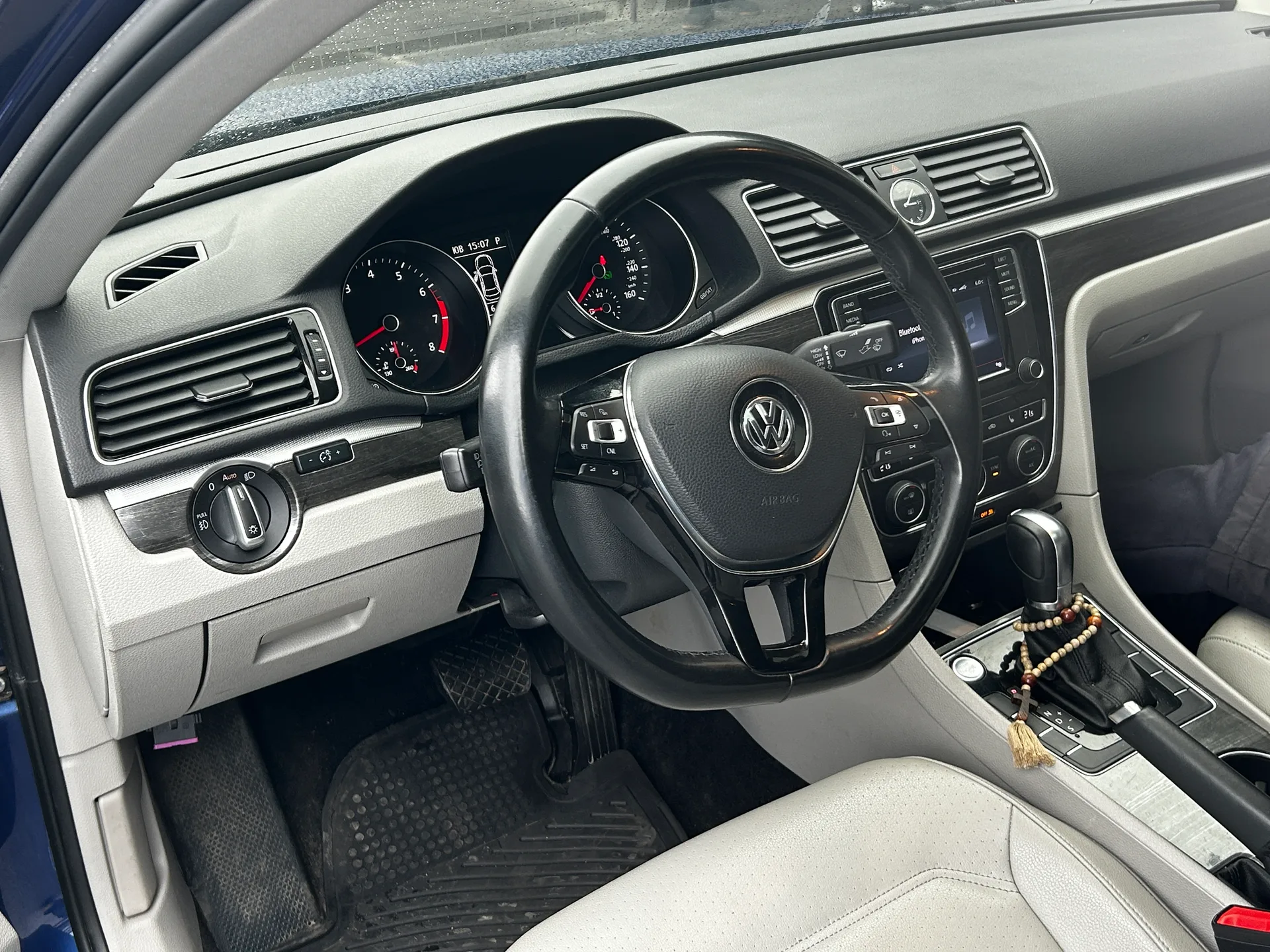 Volkswagen Passat — фото 5