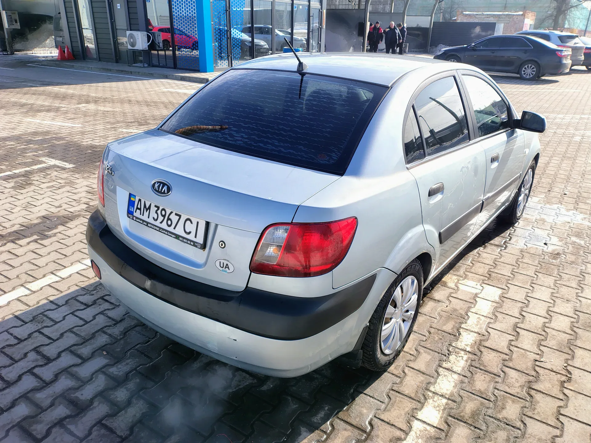 Kia Rio — фото 5
