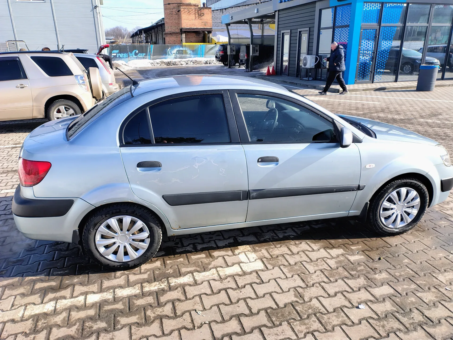 Kia Rio — фото 6